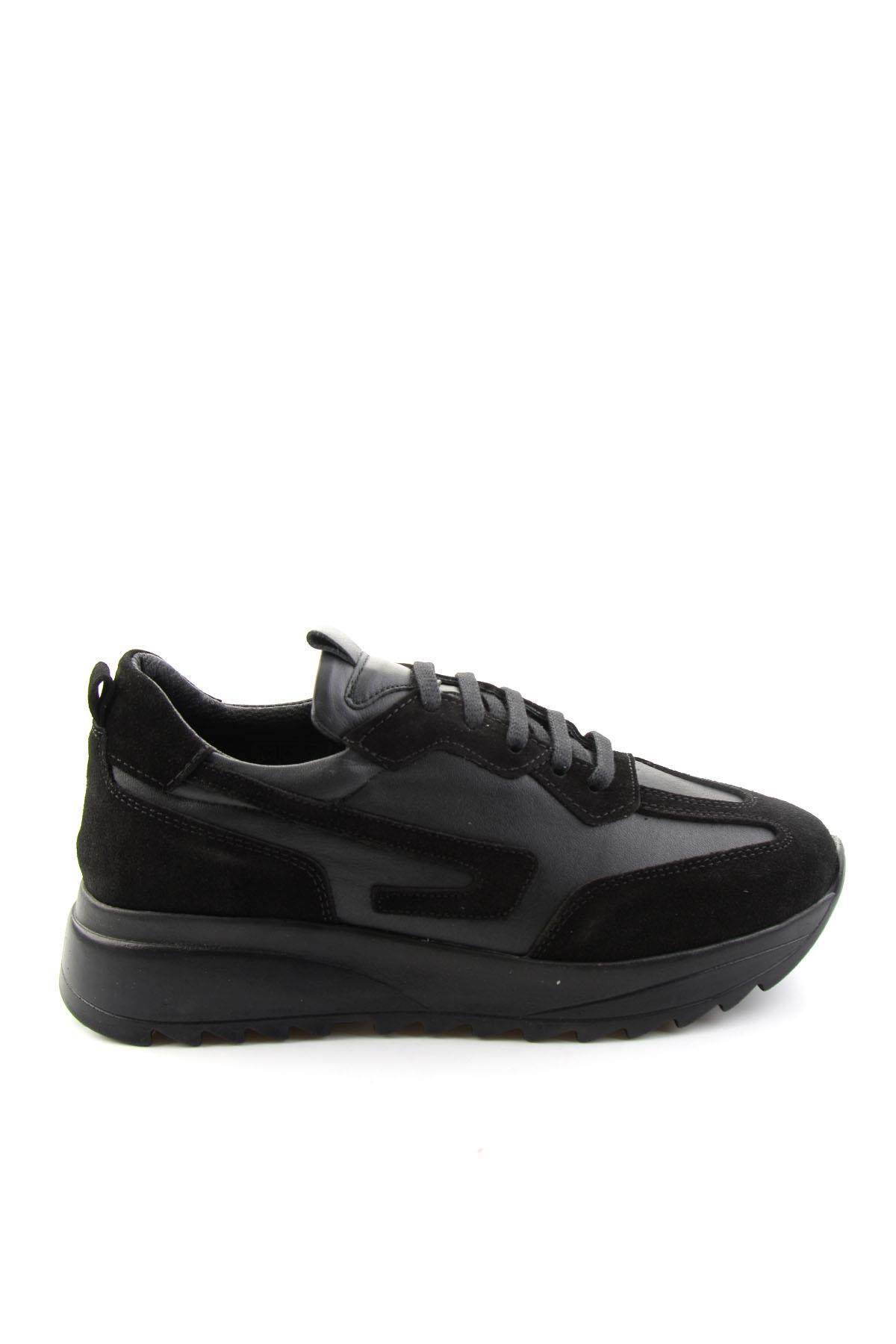Siyah Süet  Kadın Sneaker K01854014102