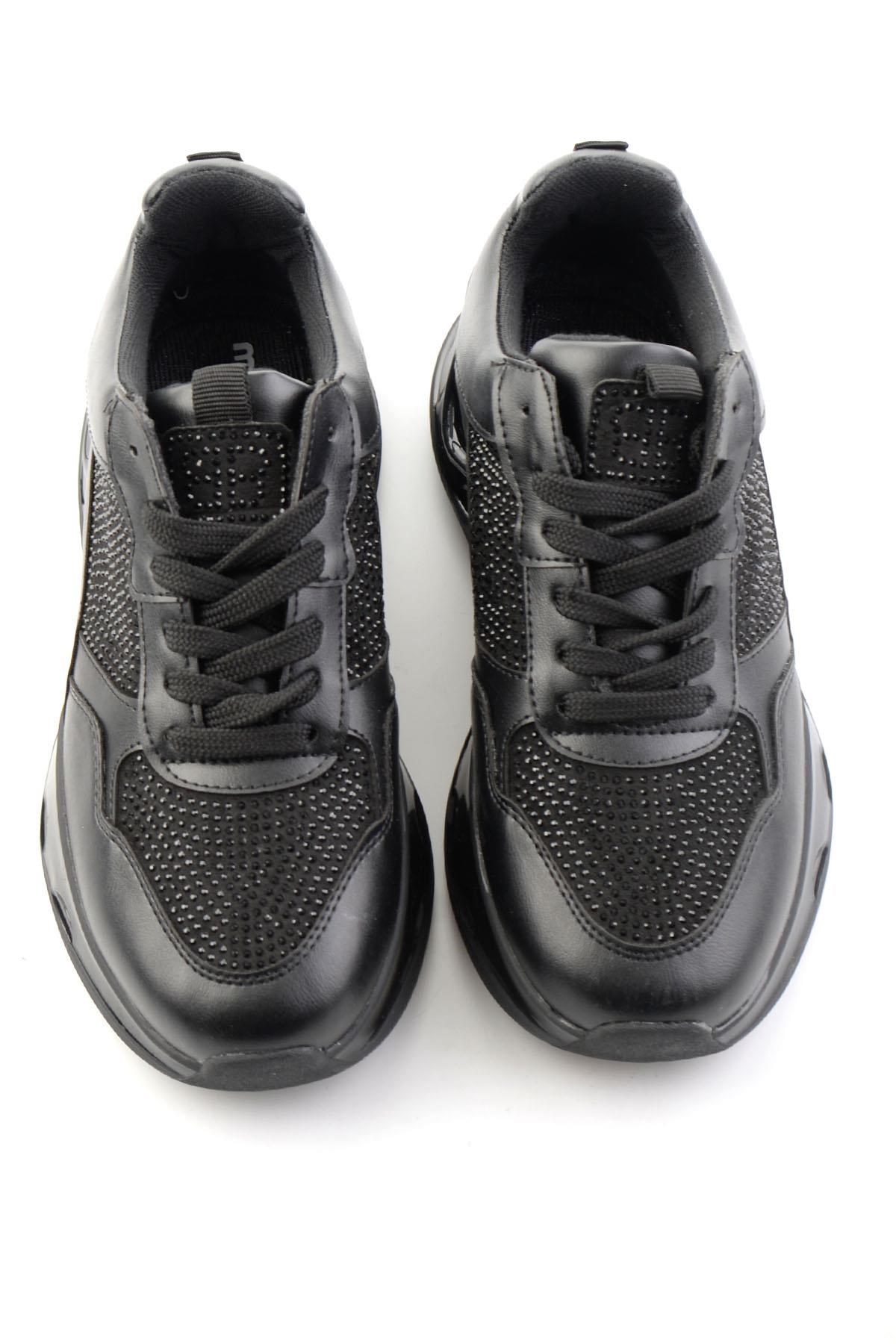Siyah Taşlı  Kadın Sneaker K01228091587
