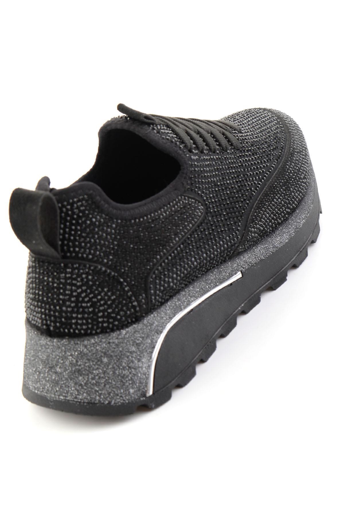 Siyah Taşlı  Kadın Sneaker K01834220187