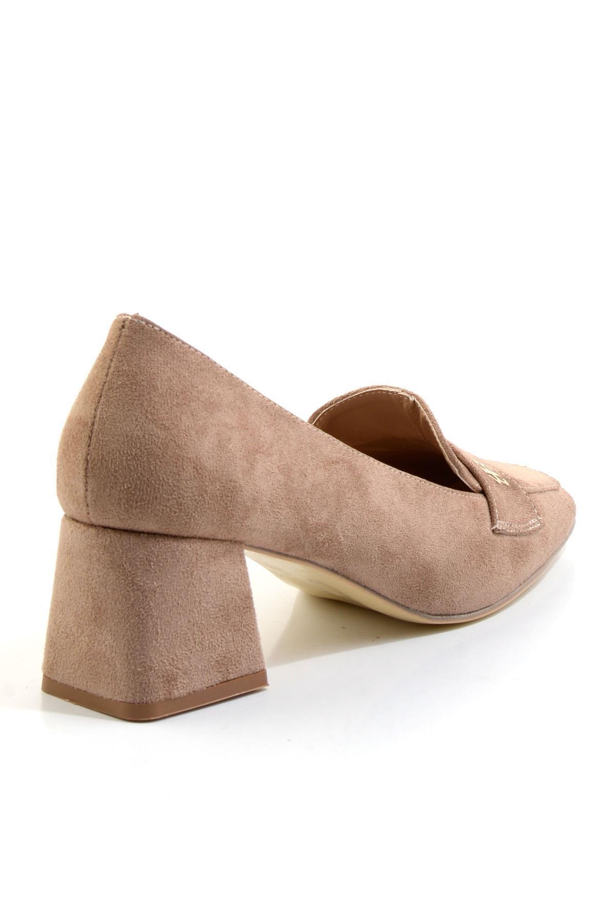 Vizon  Kadın Klasik Topuklu Ayakkabı K01992153272