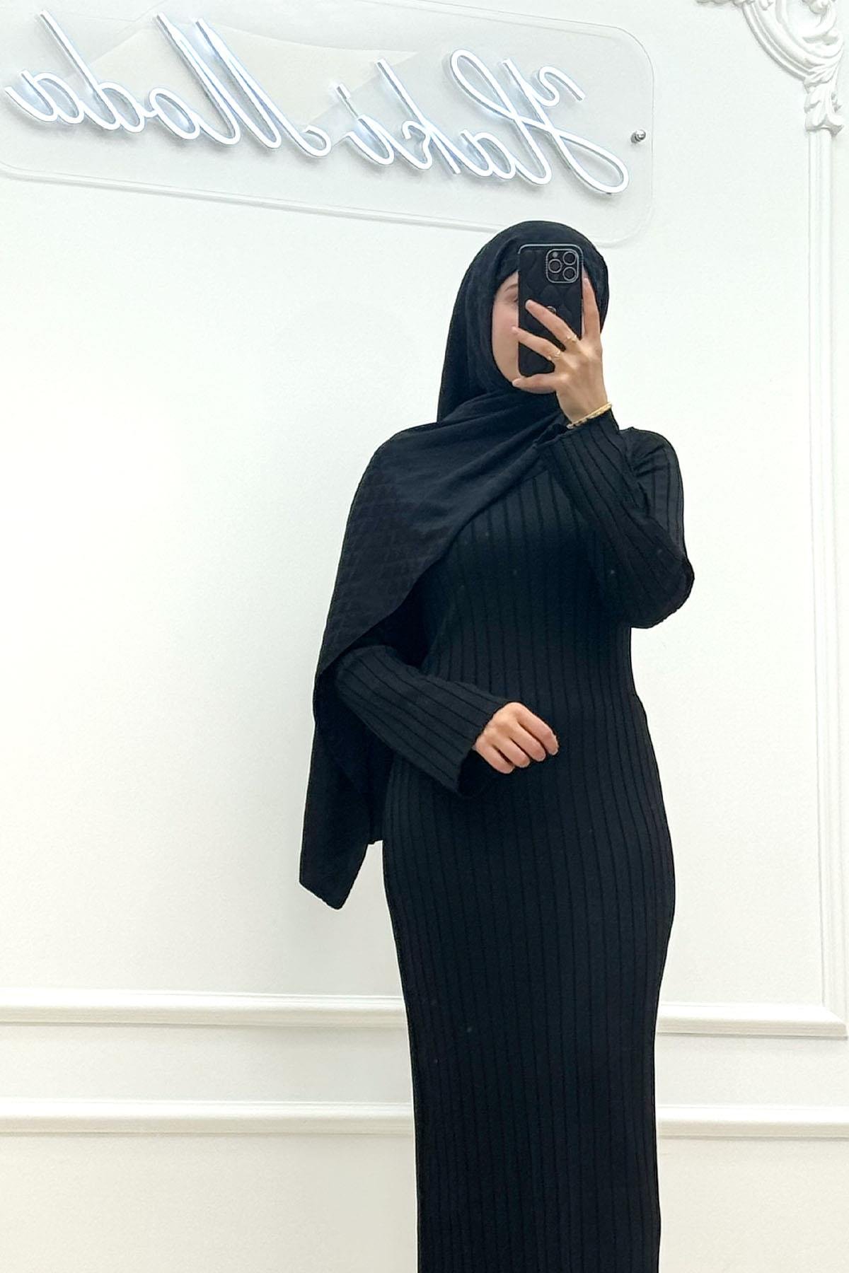 Bisiklet Yaka Siyah Triko ElbiseHM3130