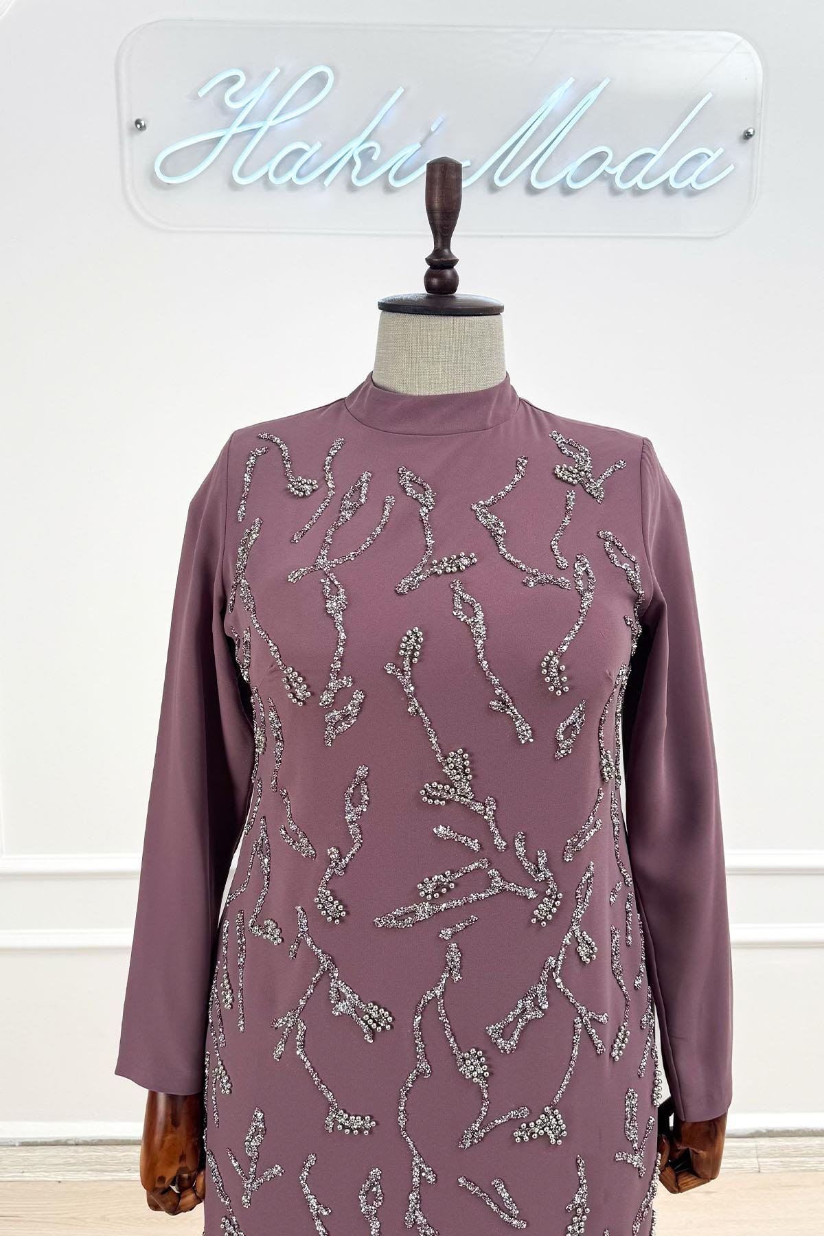 Büyük Beden Alize Adriana Krep Gül Kurusu Tesettür AbiyeLP6305