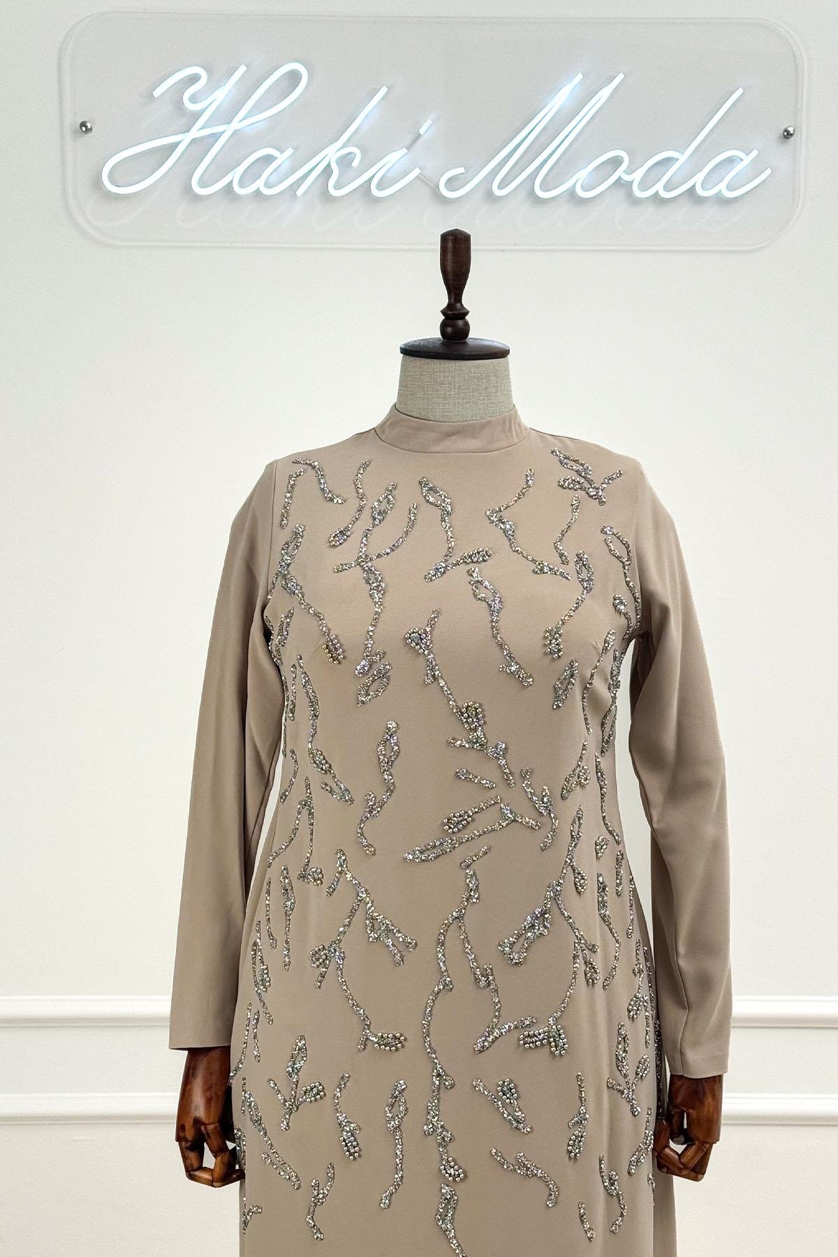 Büyük Beden Alize Adriana Krep Vizon Tesettür AbiyeLP6305