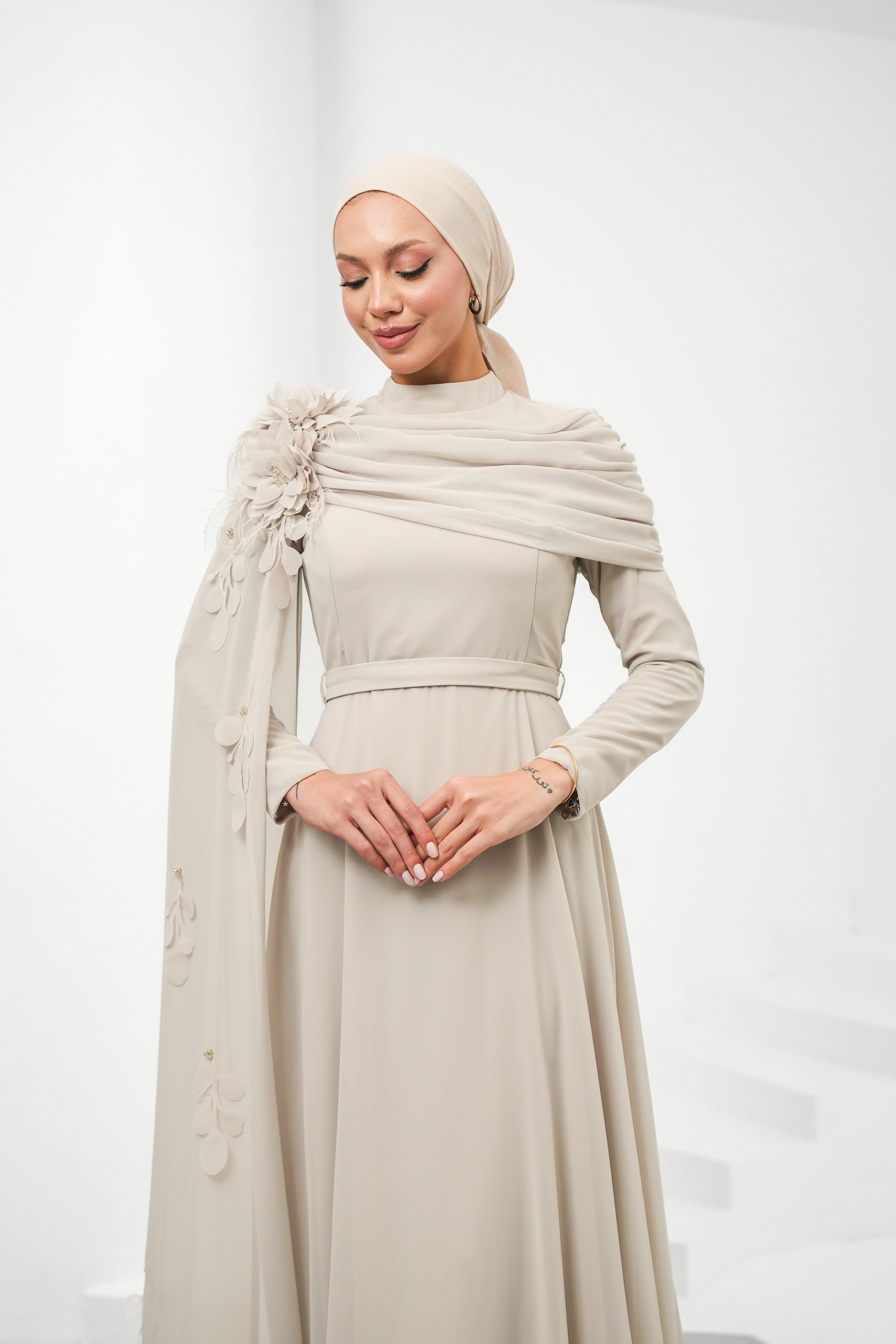Gülce Şifon Bej Tesettür AbiyeLP6329