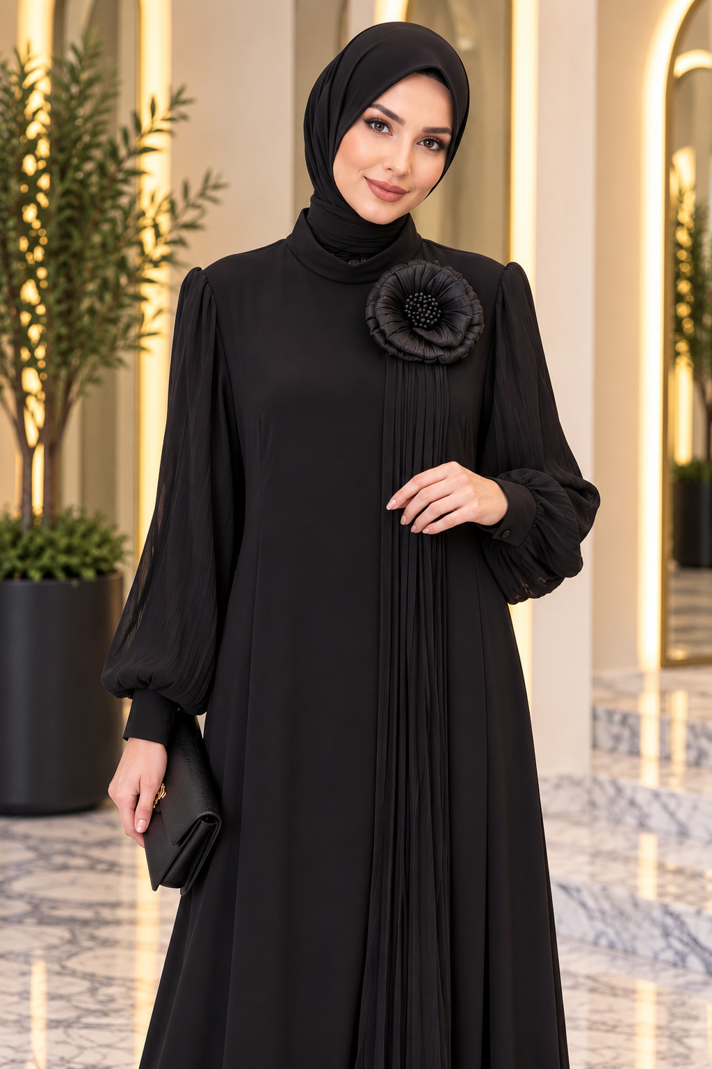 Hakimoda Kadın Gül Aplikeli Siyah AbiyeTN5001
