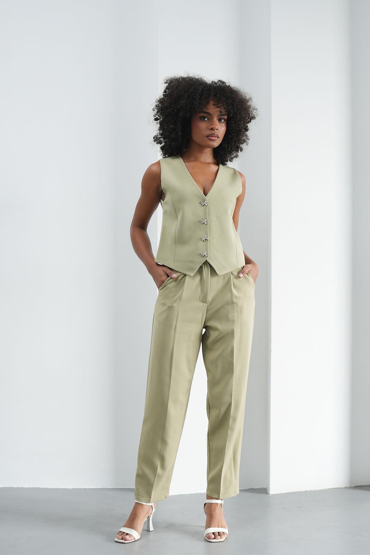 Kelebek Düğmeli Yağ Yeşili YelekHM1336