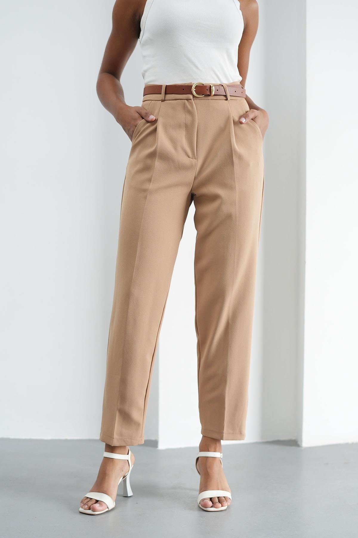 Kemerli Klasik Camel PantolonHM1330