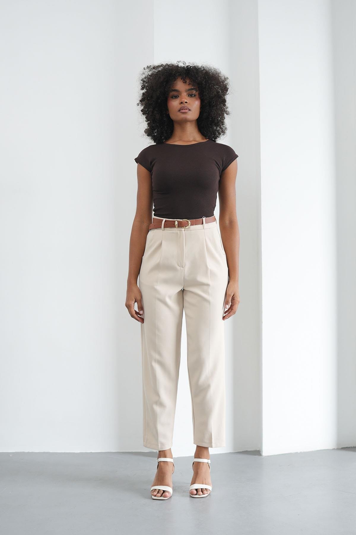 Kemerli Klasik Taş PantolonHM1330