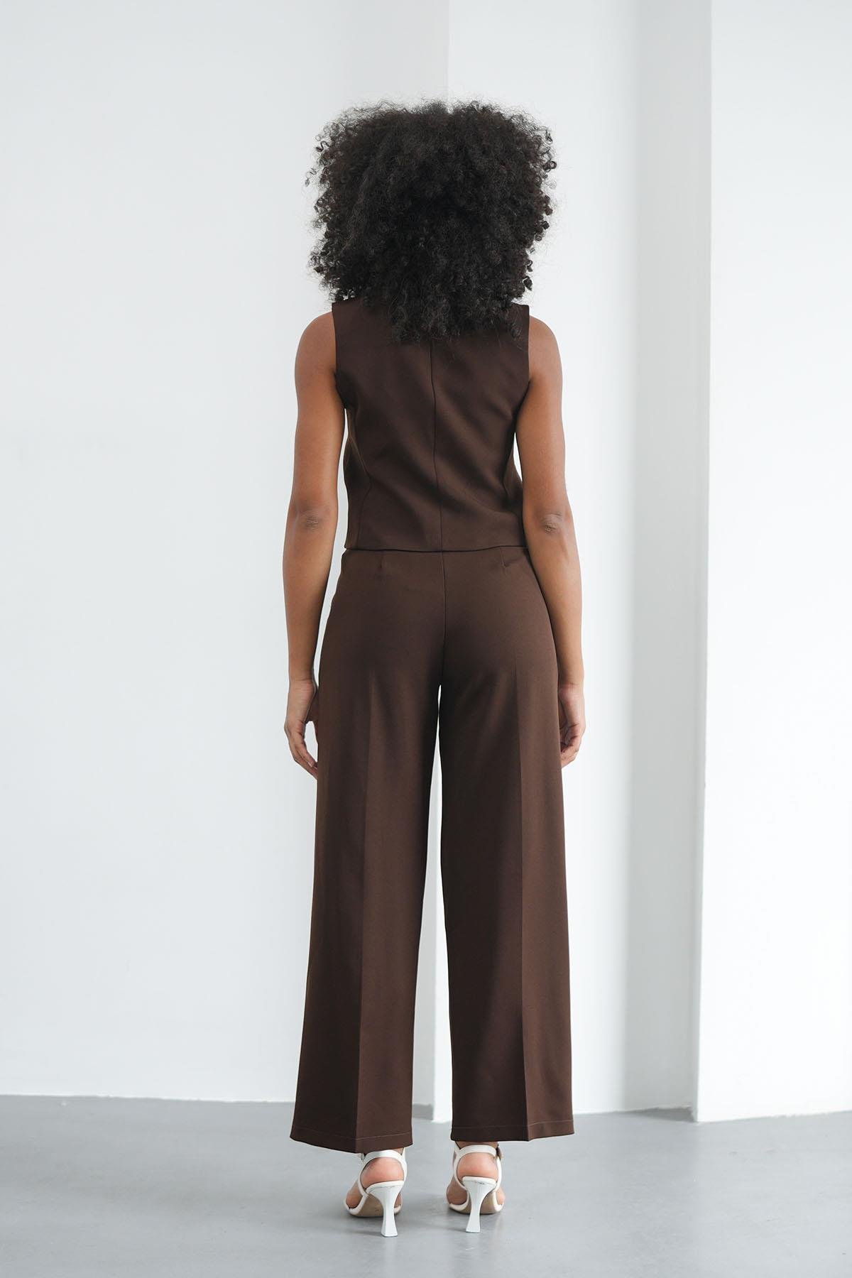 Klasik Düğmeli Kahverengi YelekHM1338