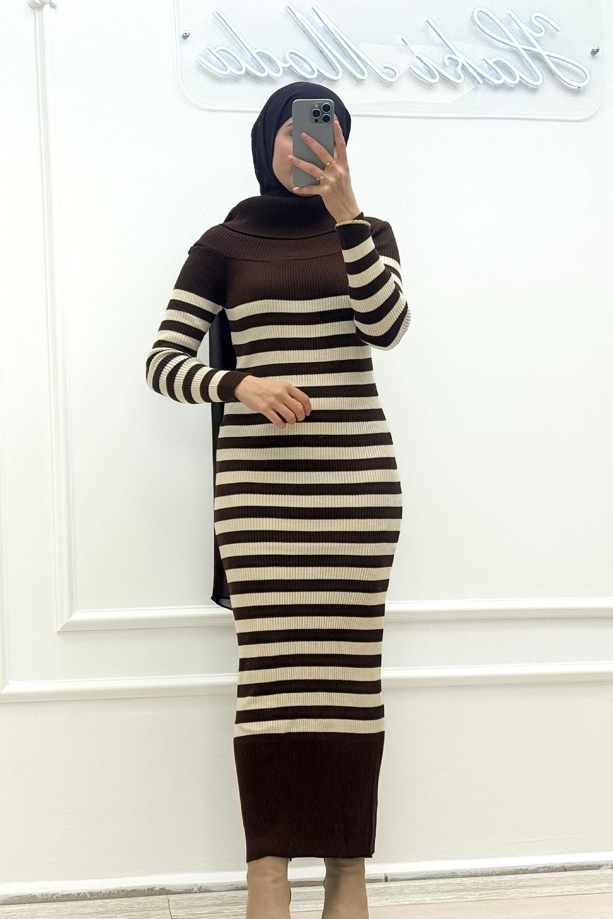 Madonna Yakalı Acı Kahve Triko ElbiseHM3132