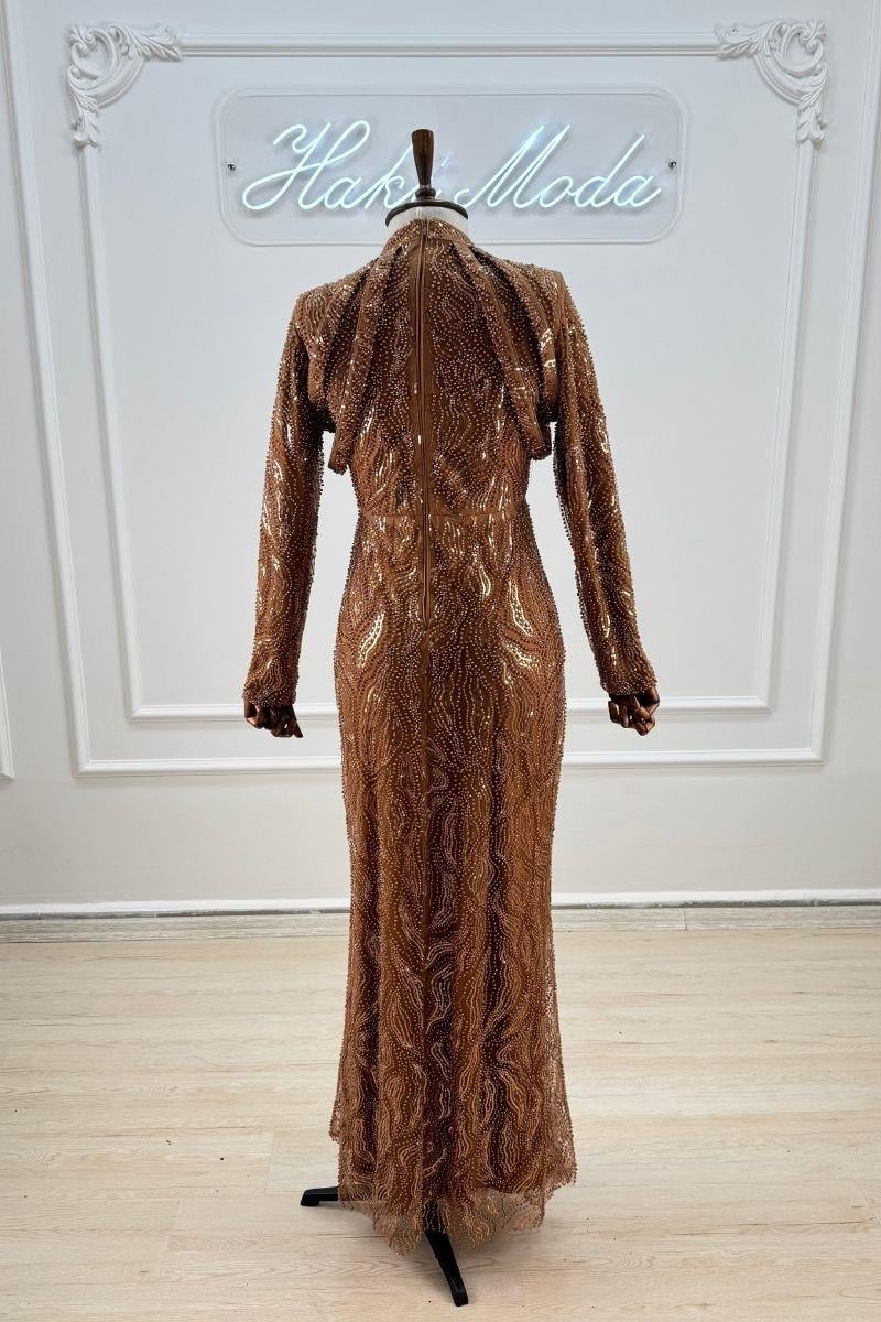 Omuz Detaylı Payetli Tesettür AbiyeLP6159