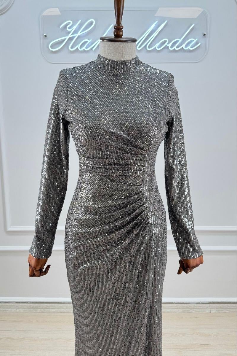 Payetli Gri Uzun Kollu Tesettür AbiyeLP6156