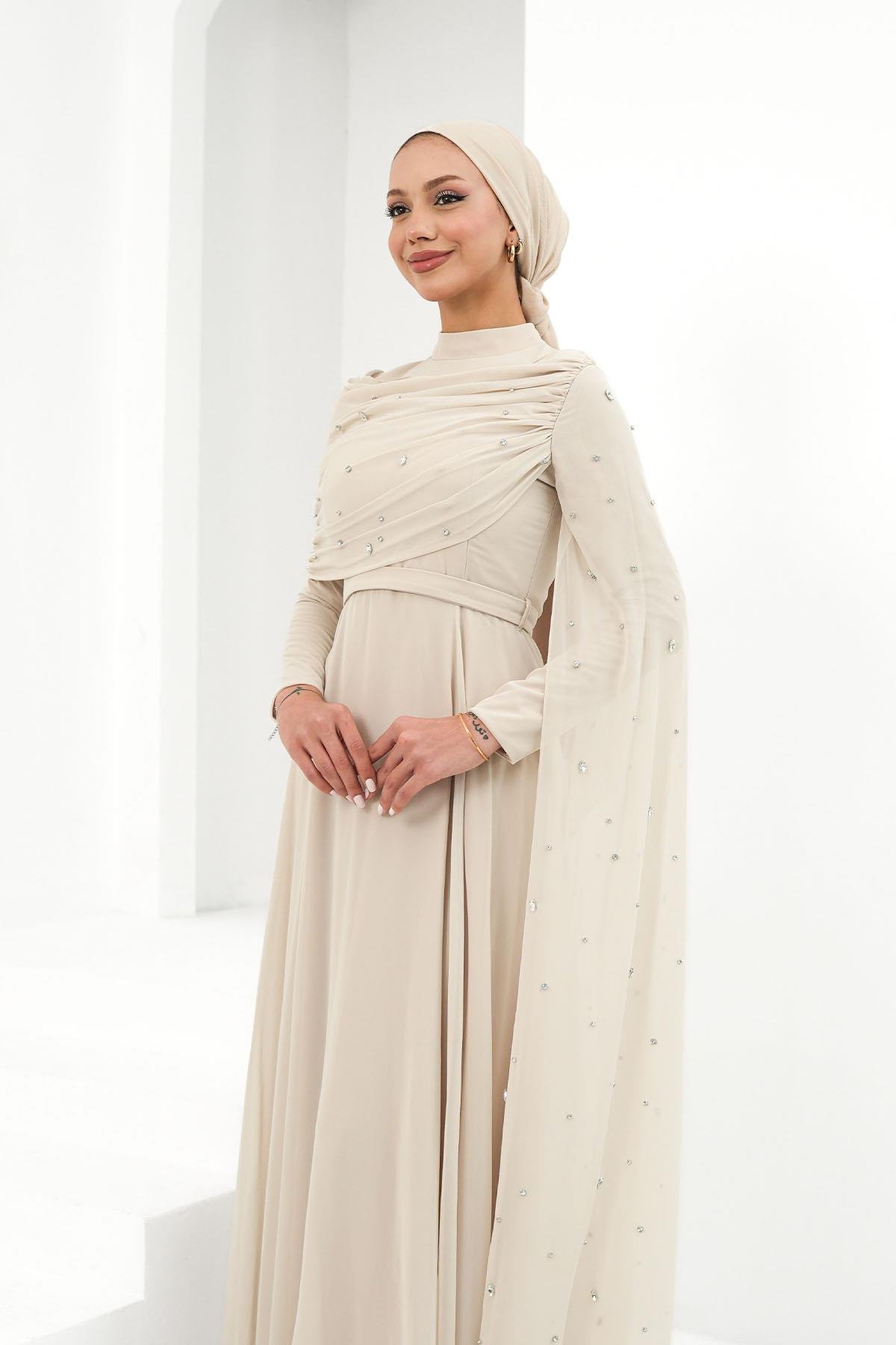 Perizade Şifon Bej Tesettür AbiyeLP6317