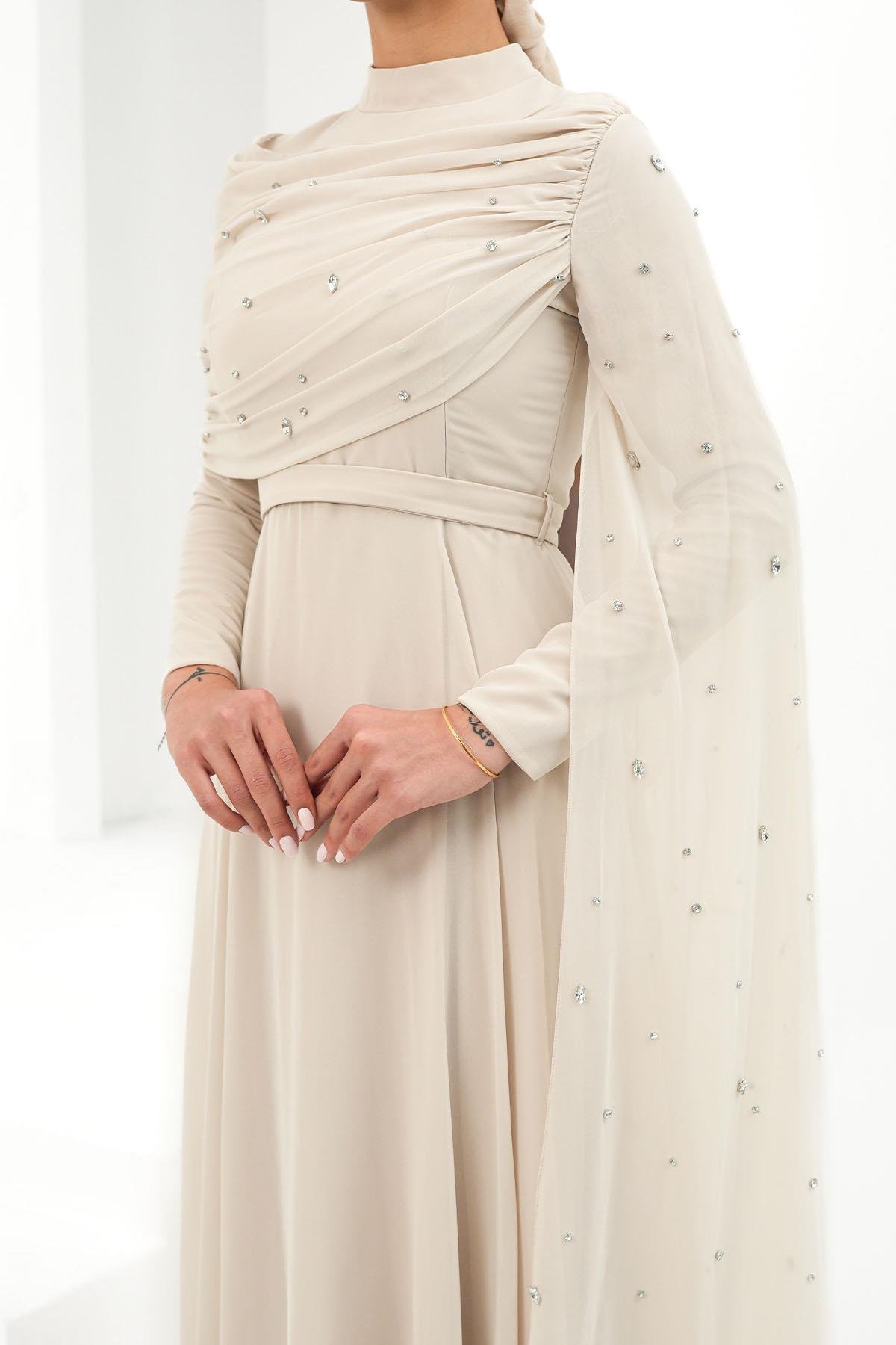 Perizade Şifon Bej Tesettür AbiyeLP6317