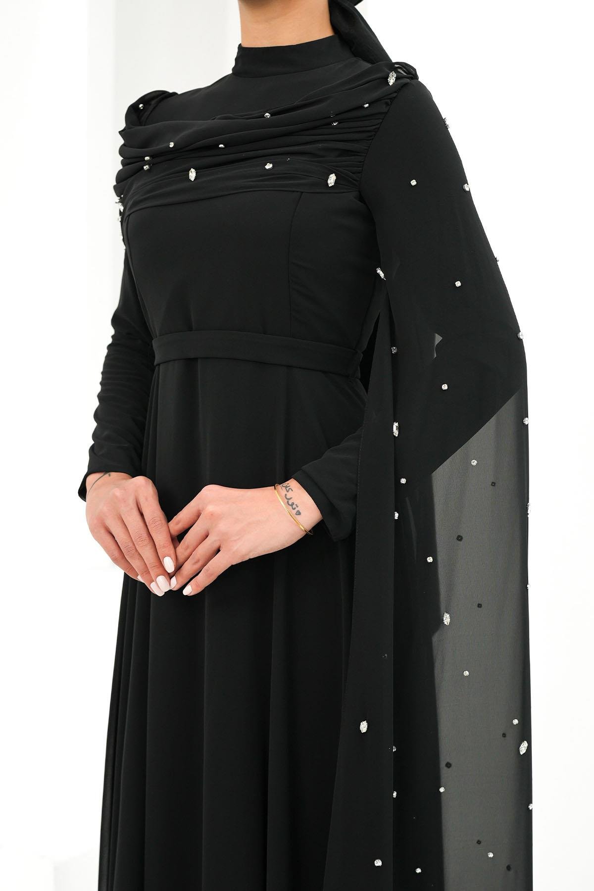 Perizade Şifon Siyah Tesettür AbiyeLP6317