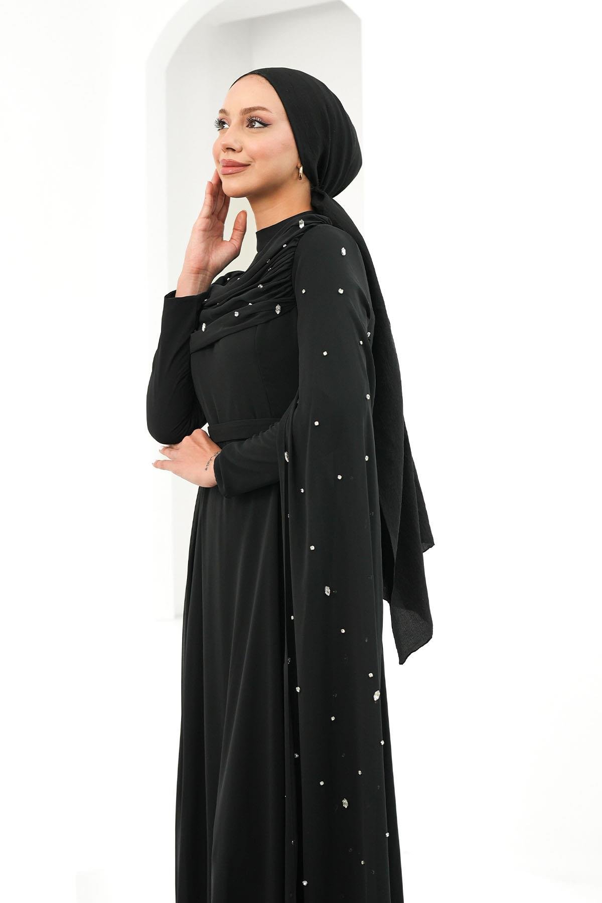 Perizade Şifon Siyah Tesettür AbiyeLP6317