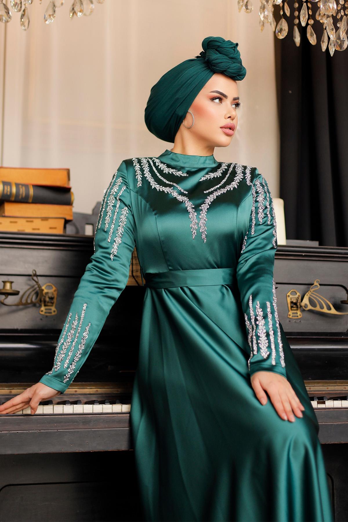 Tesettür Asil Saten Abiye Zümrüt YeşiliLP6032