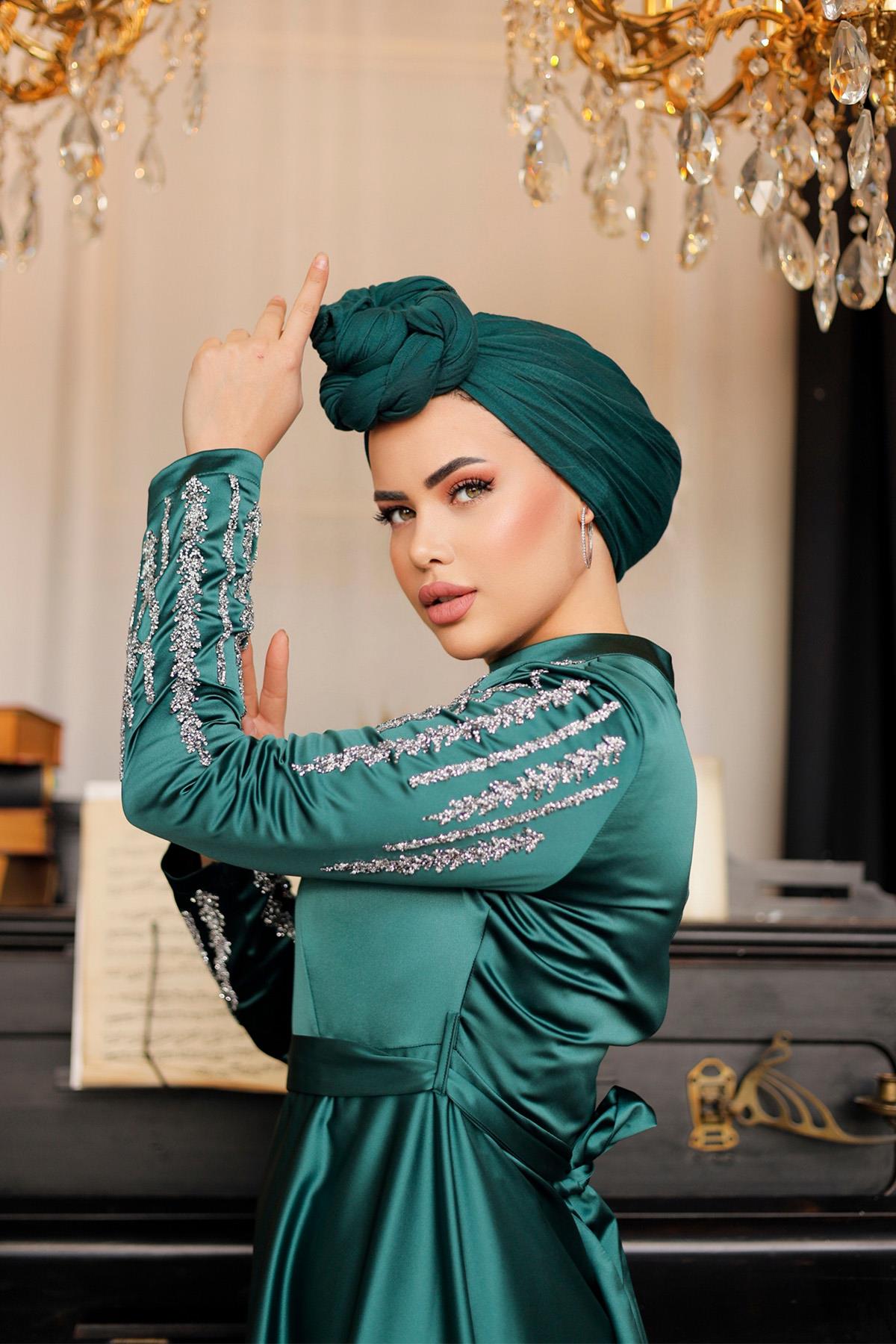 Tesettür Asil Saten Abiye Zümrüt YeşiliLP6032
