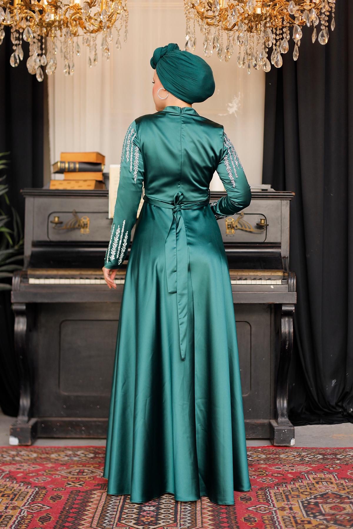 Tesettür Asil Saten Abiye Zümrüt YeşiliLP6032