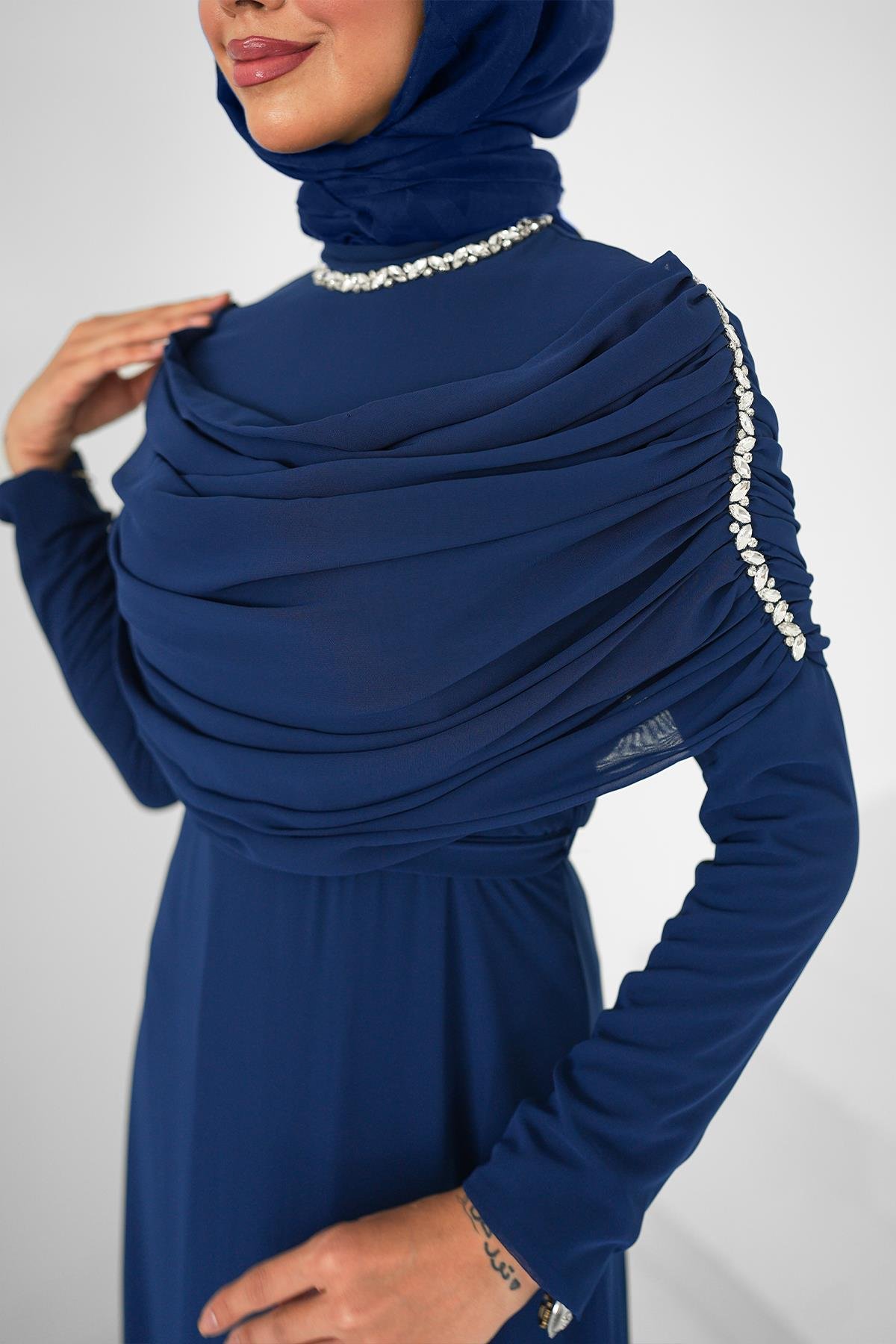 Tesettür Ayperi Şifon Abiye LacivertLP6296