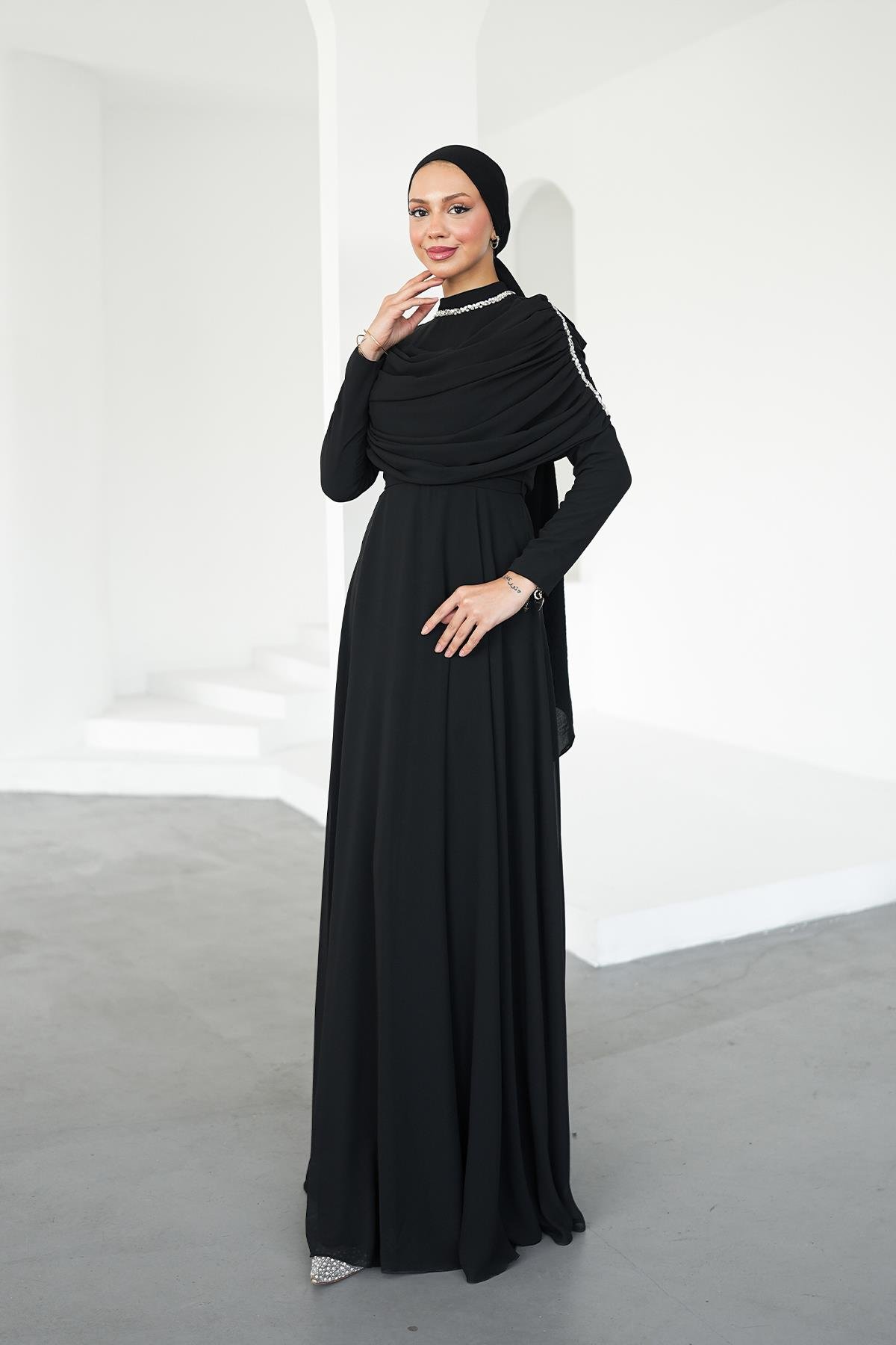 Tesettür Ayperi Şifon Abiye SiyahLP6296