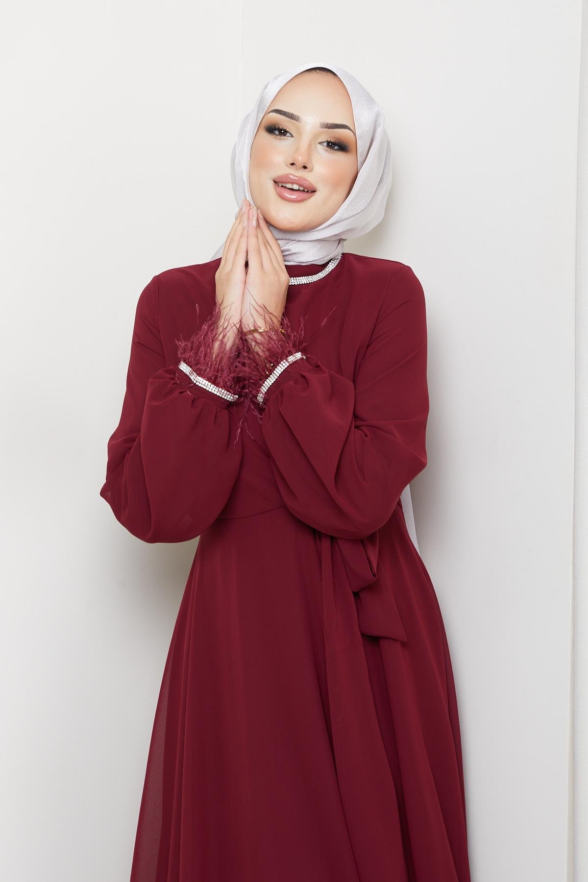 Tesettür Belden Bağlamalı, Taş Detaylı Şifon Abiye BordoHM5020