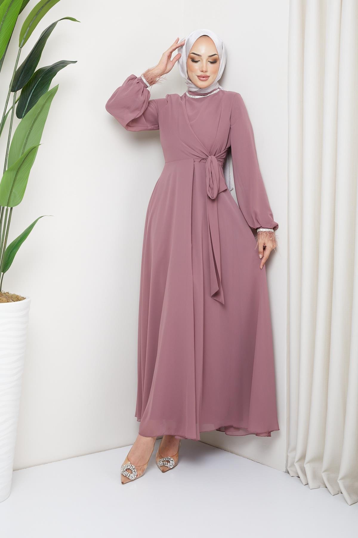 Tesettür Belden Bağlamalı, Taş Detaylı Şifon Abiye Gül KurusuHM5020
