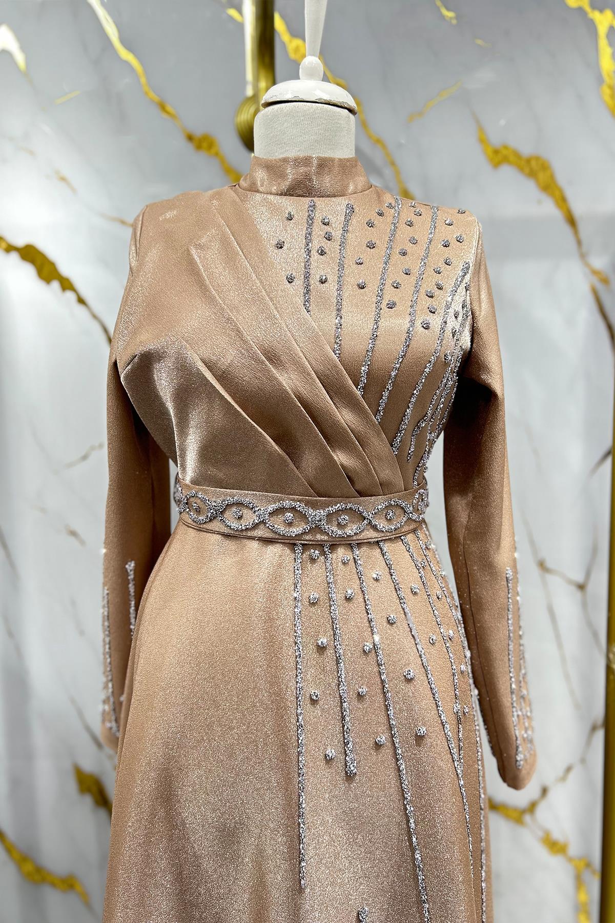 Tesettür Belfin Krep Saten Abiye Gold RengiLP6116