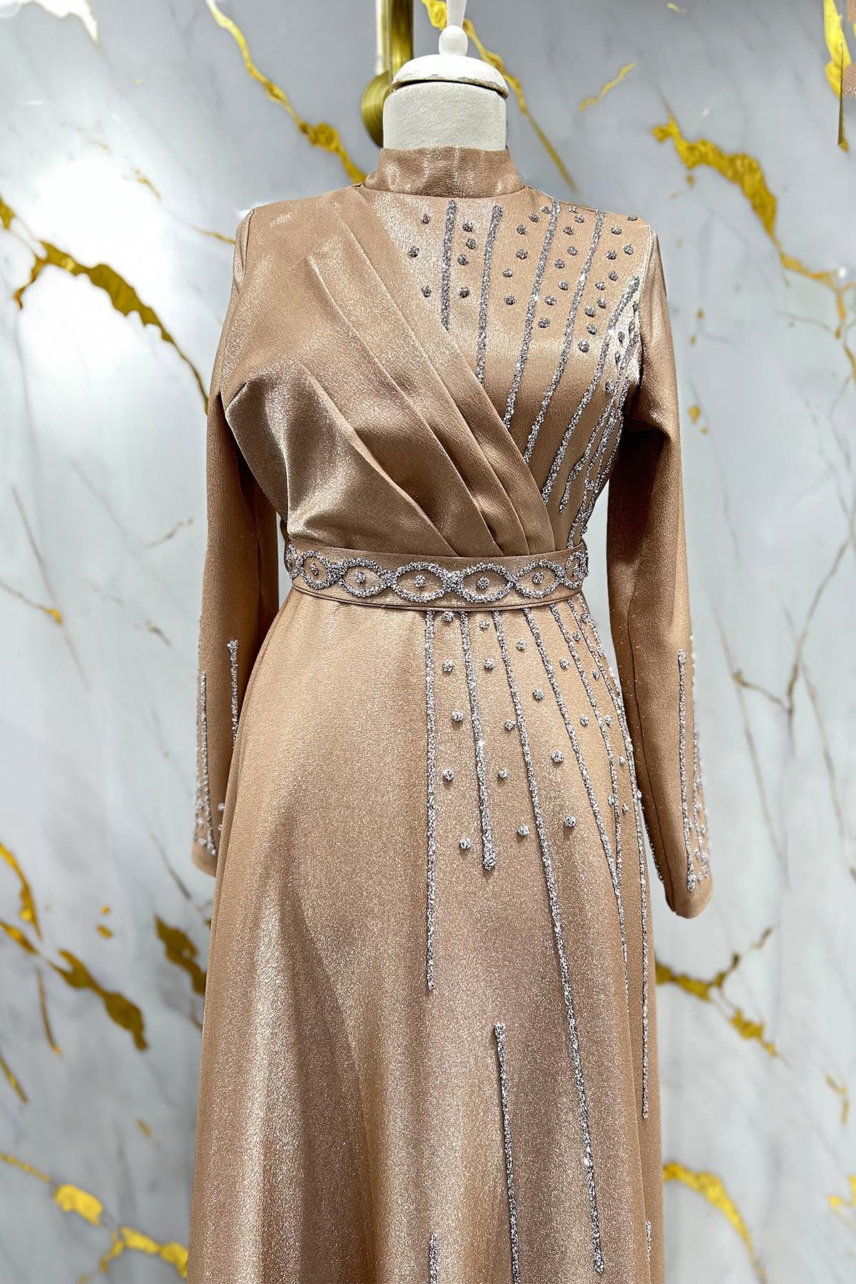 Tesettür Belfin Krep Saten Abiye Gold RengiLP6116