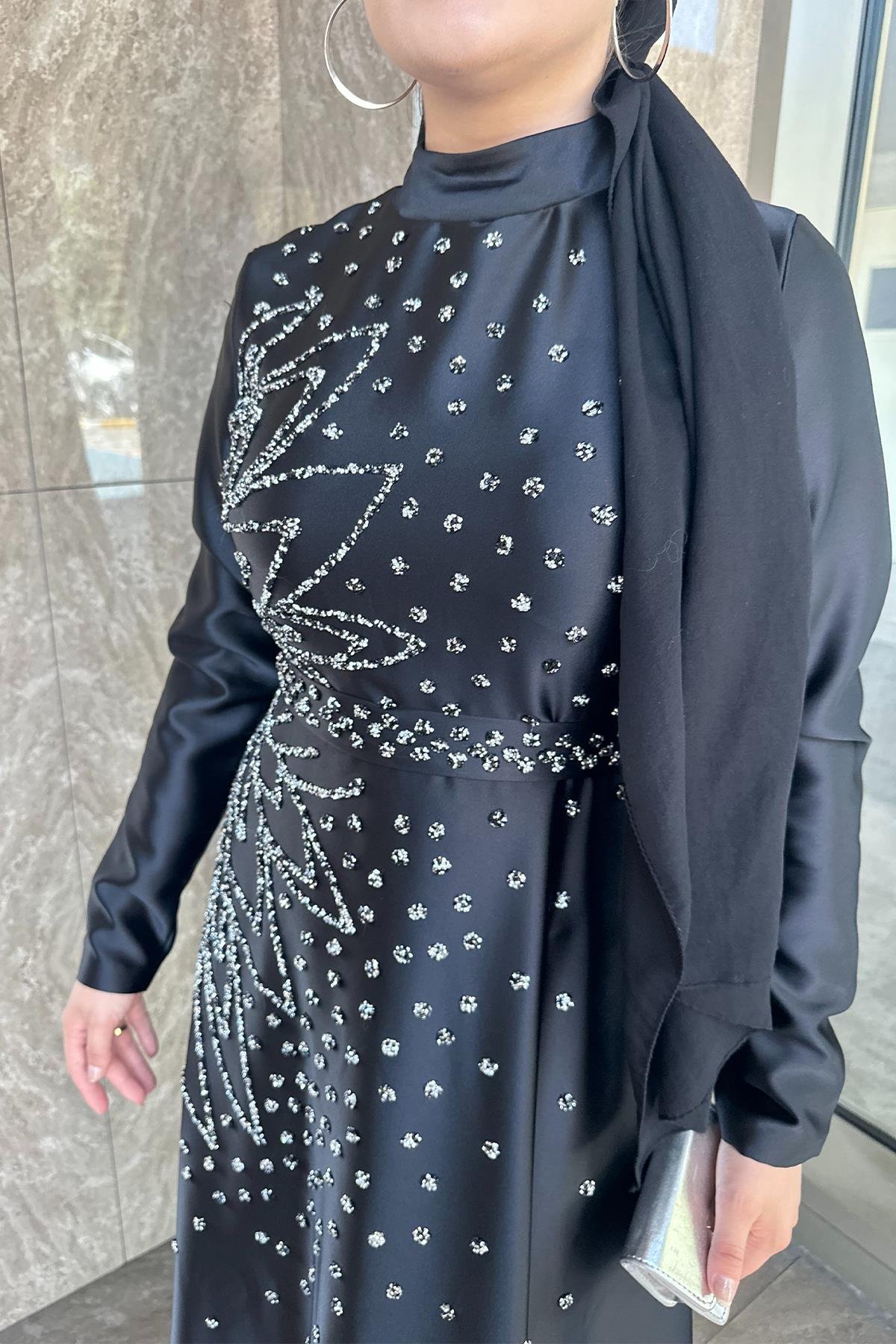 Tesettür Birce Saten Abiye SiyahLP6081