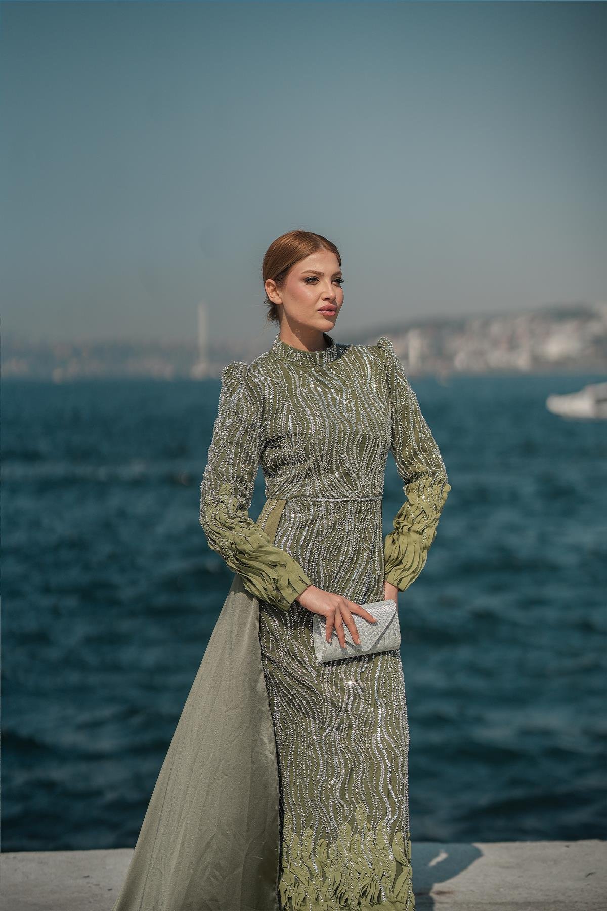 Tesettür Ceyla Boncuklu Abiye Zeytin YeşiliLP6264