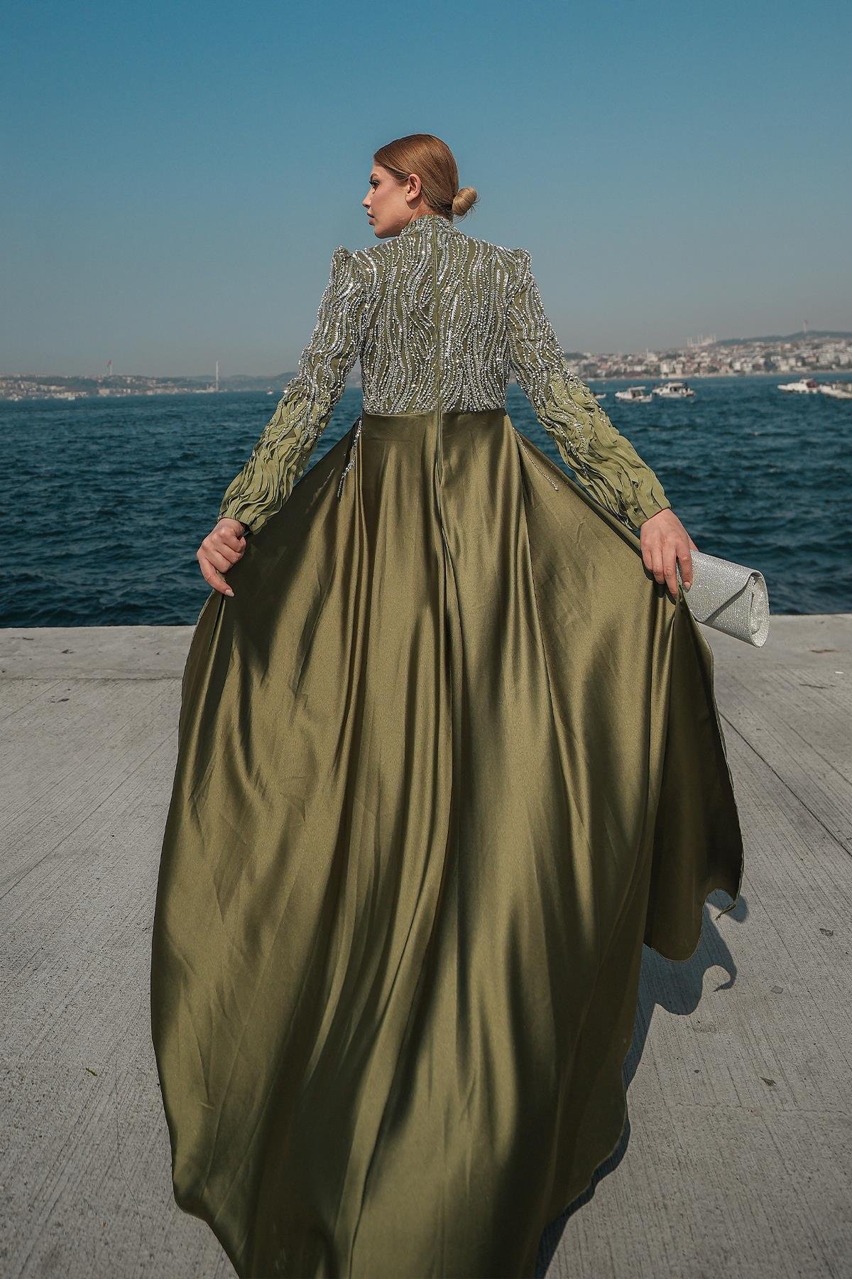 Tesettür Ceyla Boncuklu Abiye Zeytin YeşiliLP6264