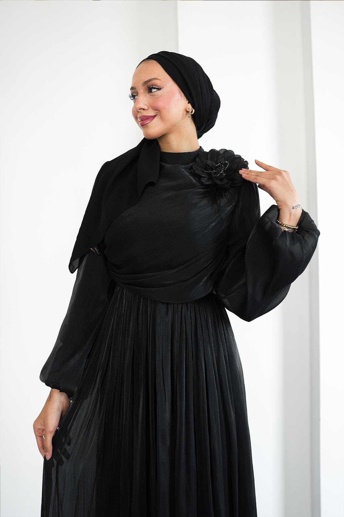 Tesettür Efruz Işıltı Abiye SiyahLP6300