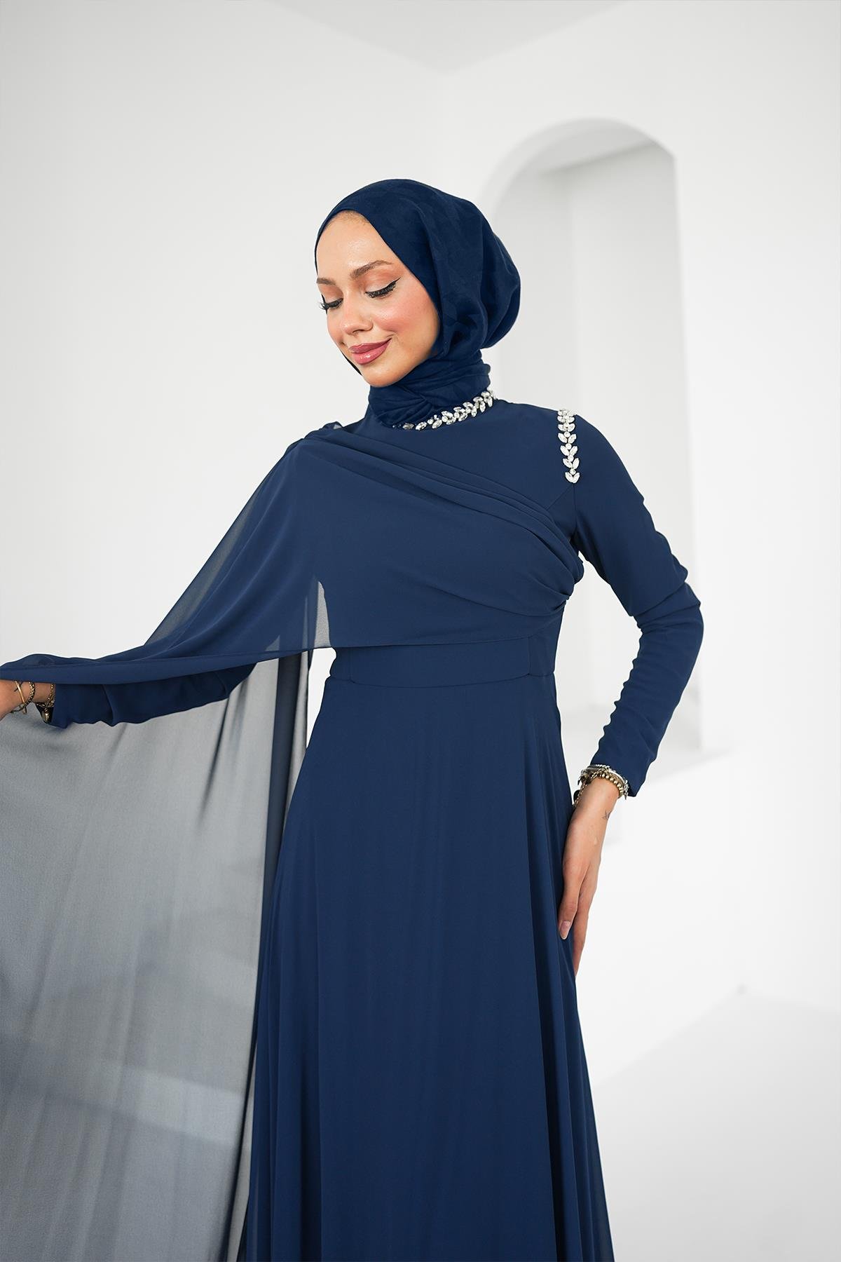 Tesettür Efşan Şifon Abiye LacivertLP6294