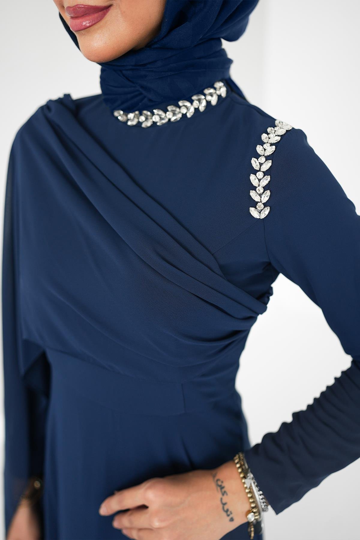 Tesettür Efşan Şifon Abiye LacivertLP6294