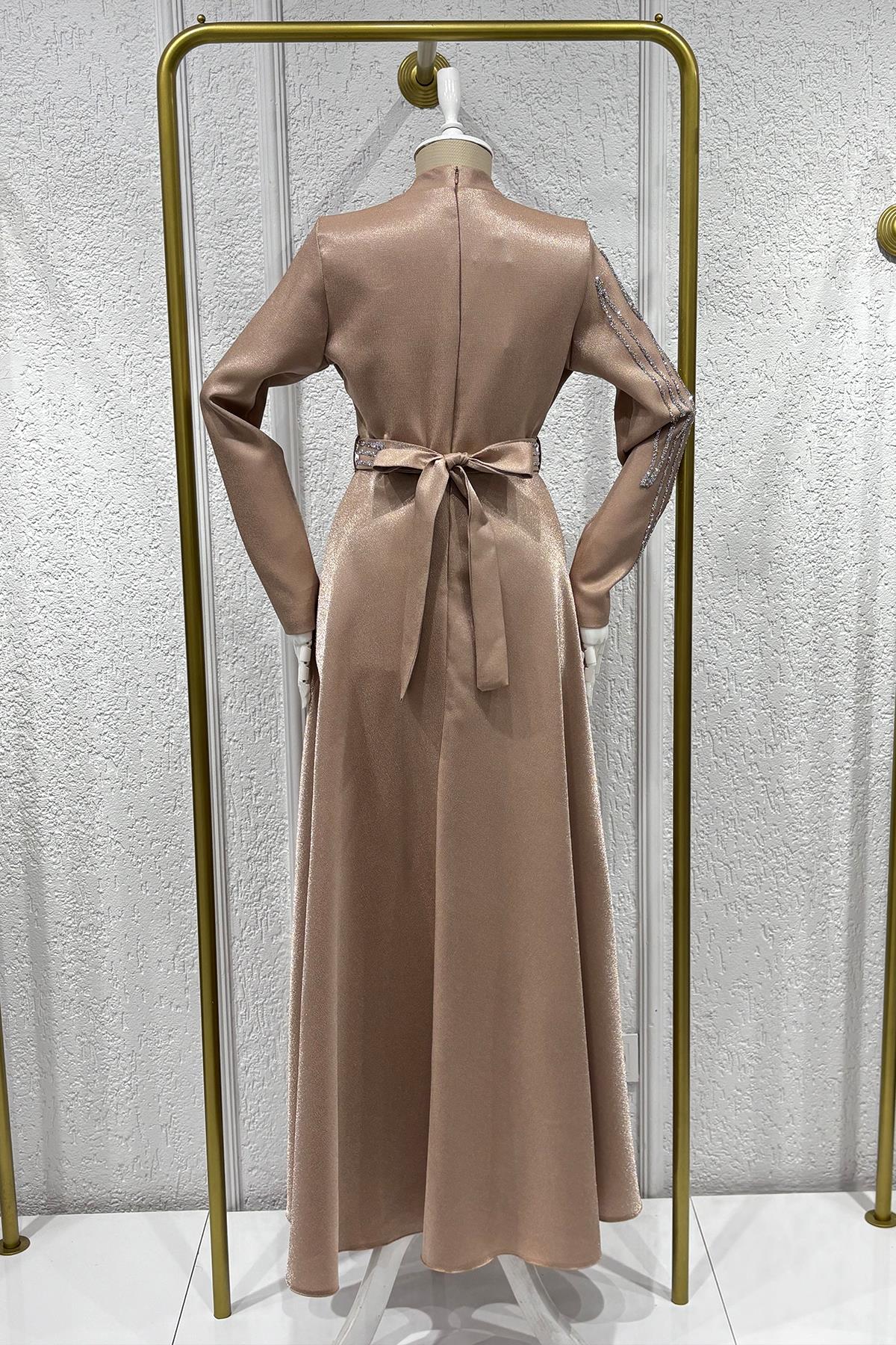 Tesettür Halem Krep Saten Abiye Gold RengiLP6142-1