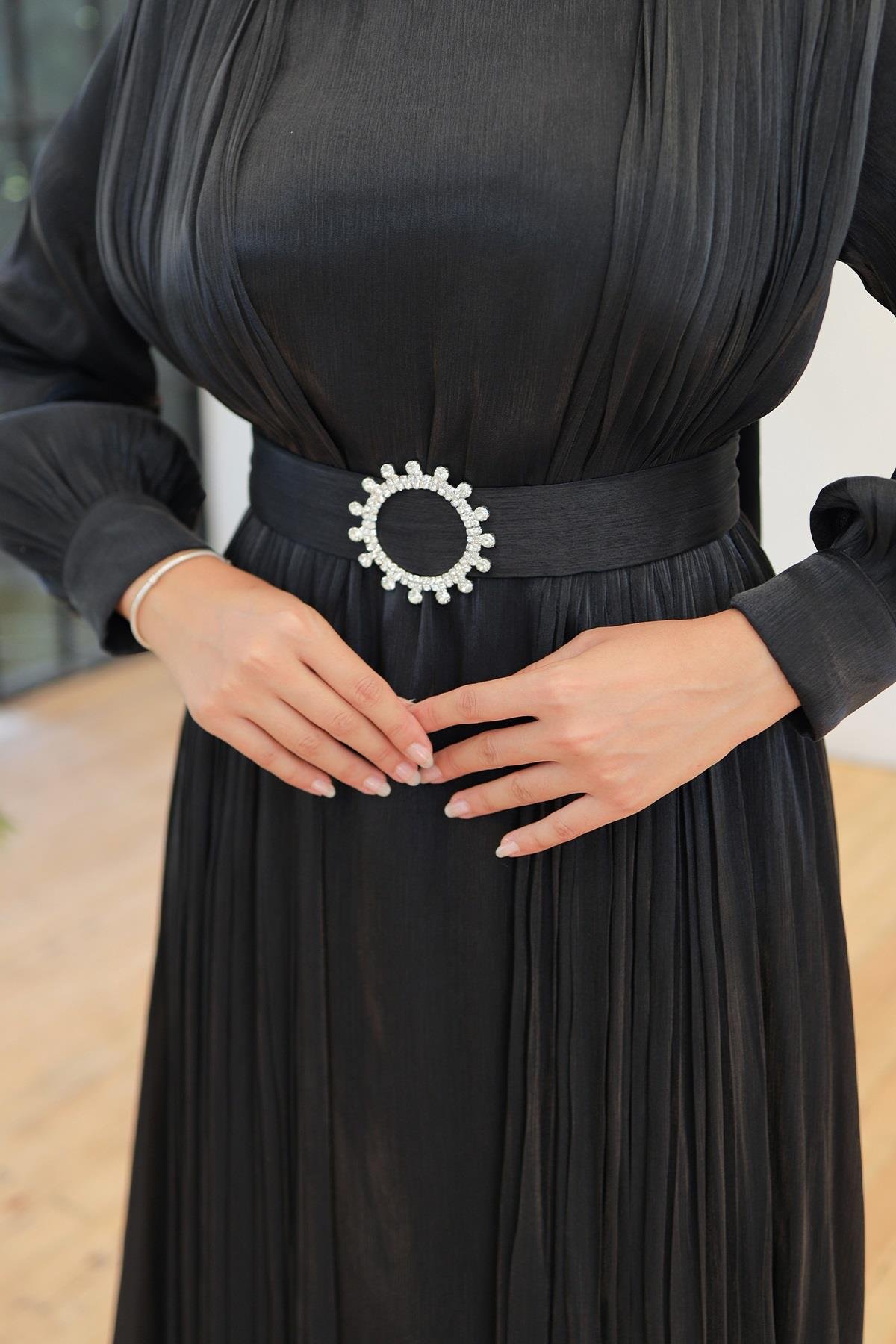 Tesettür Havin Işıltı Abiye SiyahLP6078