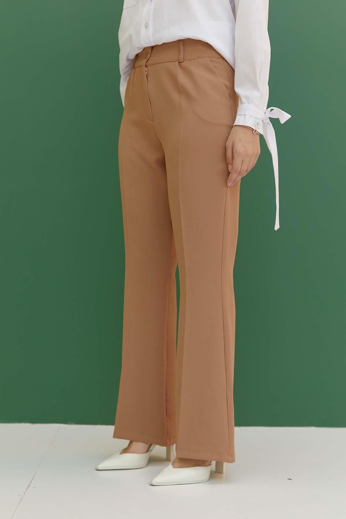 Tesettür İspanyol Paça Pileli Pantolon CamelHM1845