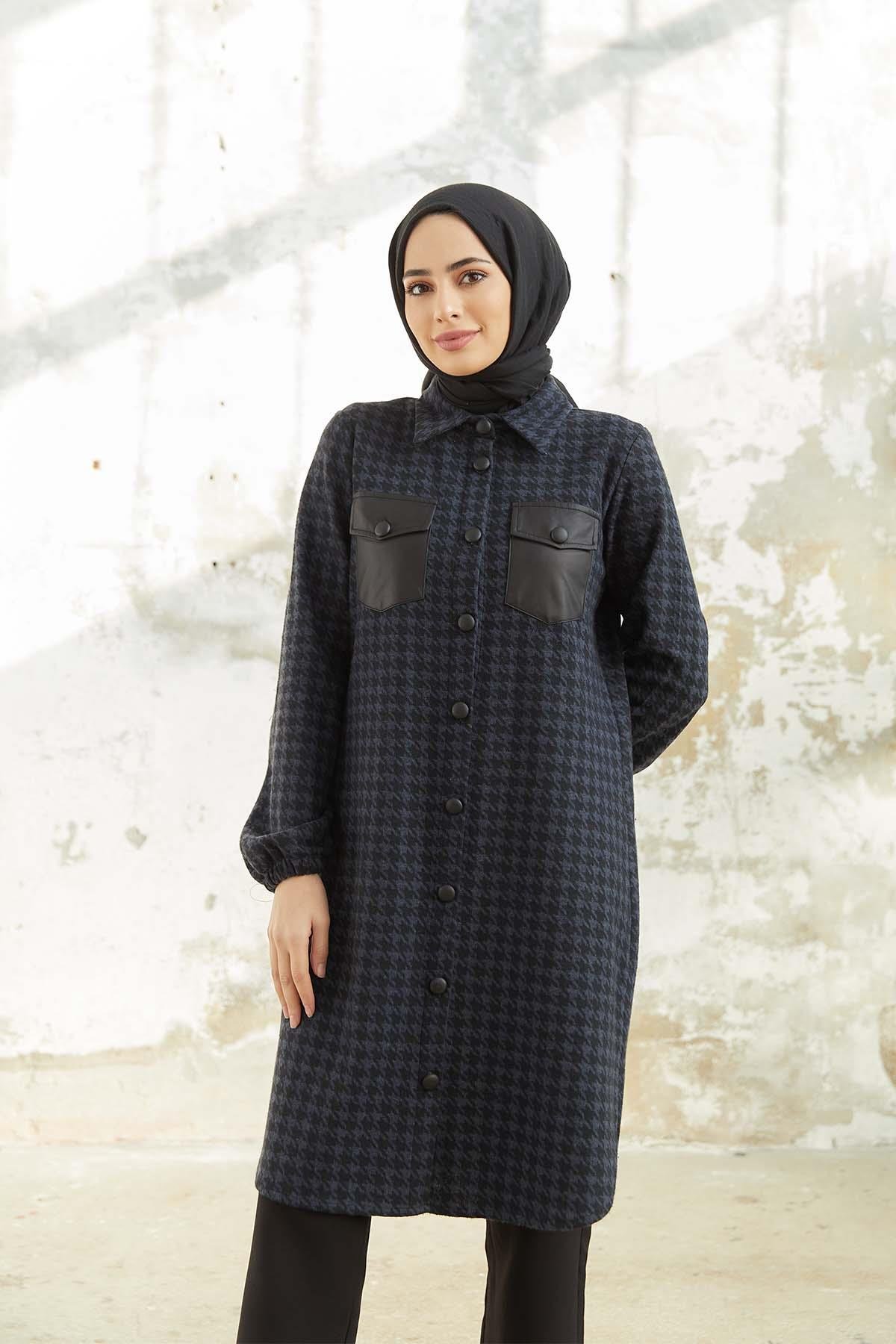 Tesettür Kazayağı Desen Boydan Düğmeli Tunik IndigoHM-4000