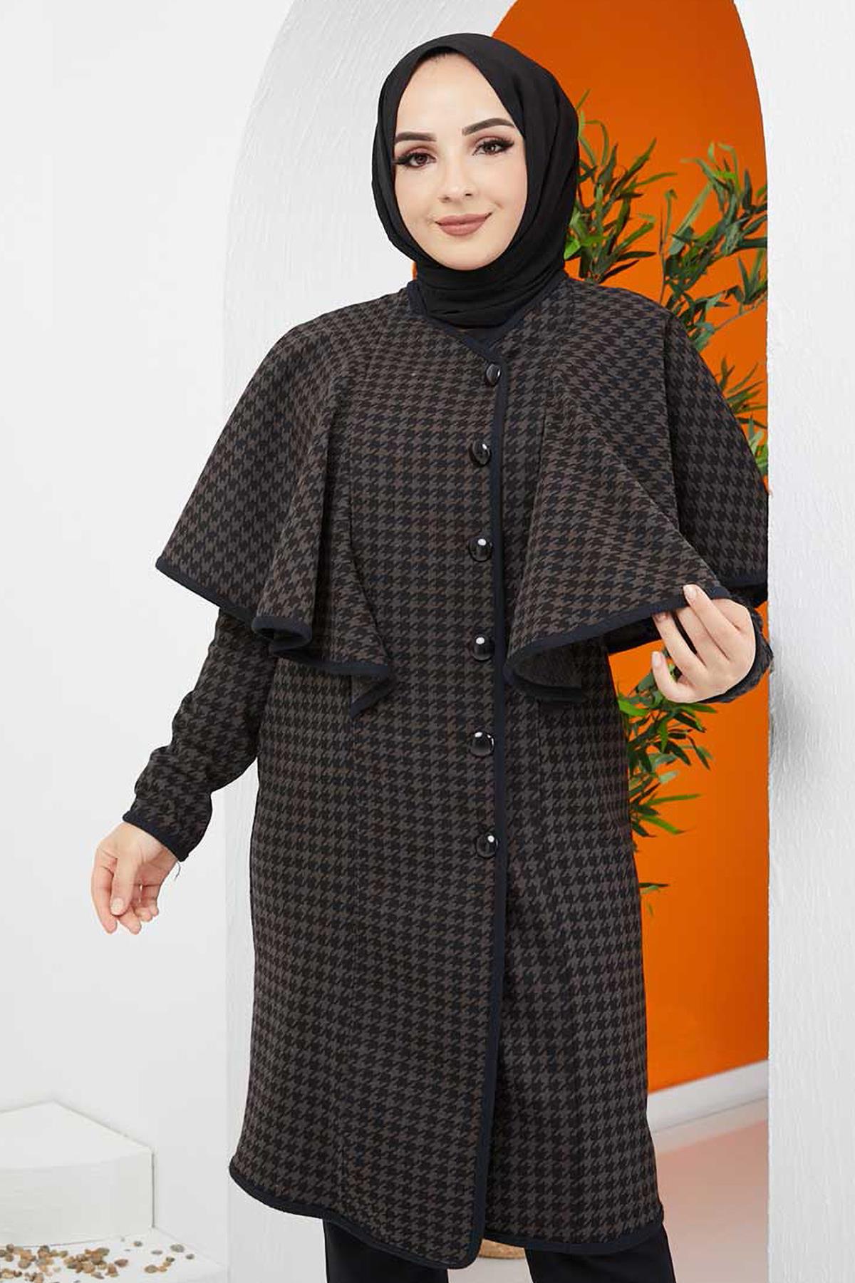 Tesettür Kazayağı Desen Pelerinli Kap KahveHM4007