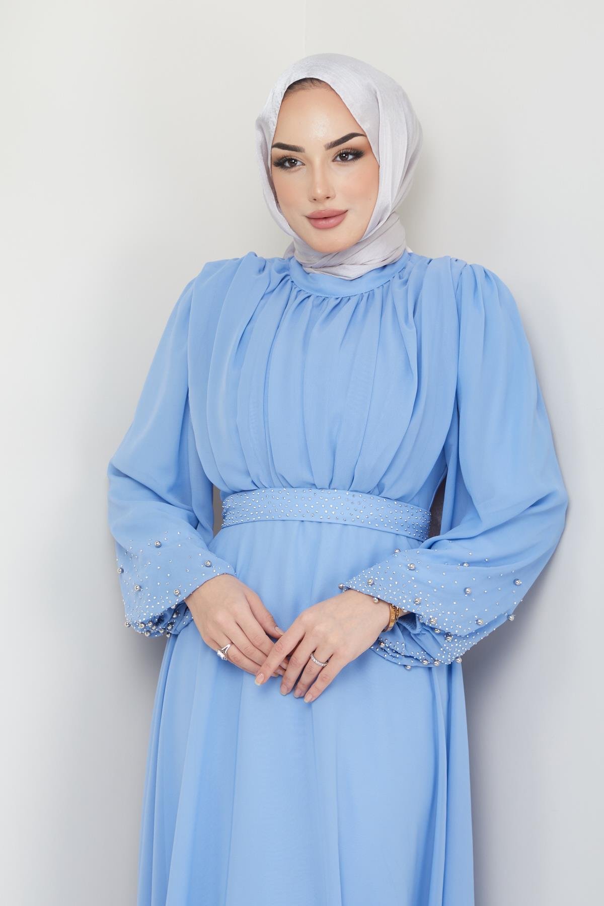Tesettür Kolu Taş Süslemeli Şifon Abiye MaviHM4163