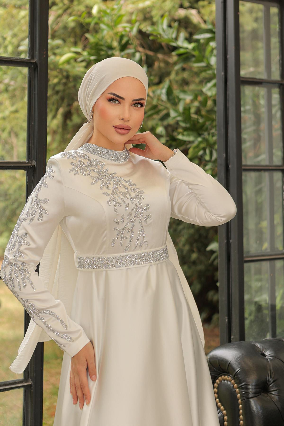 Tesettür Liya Meç Süslemeli Saten Abiye EkruHM2009