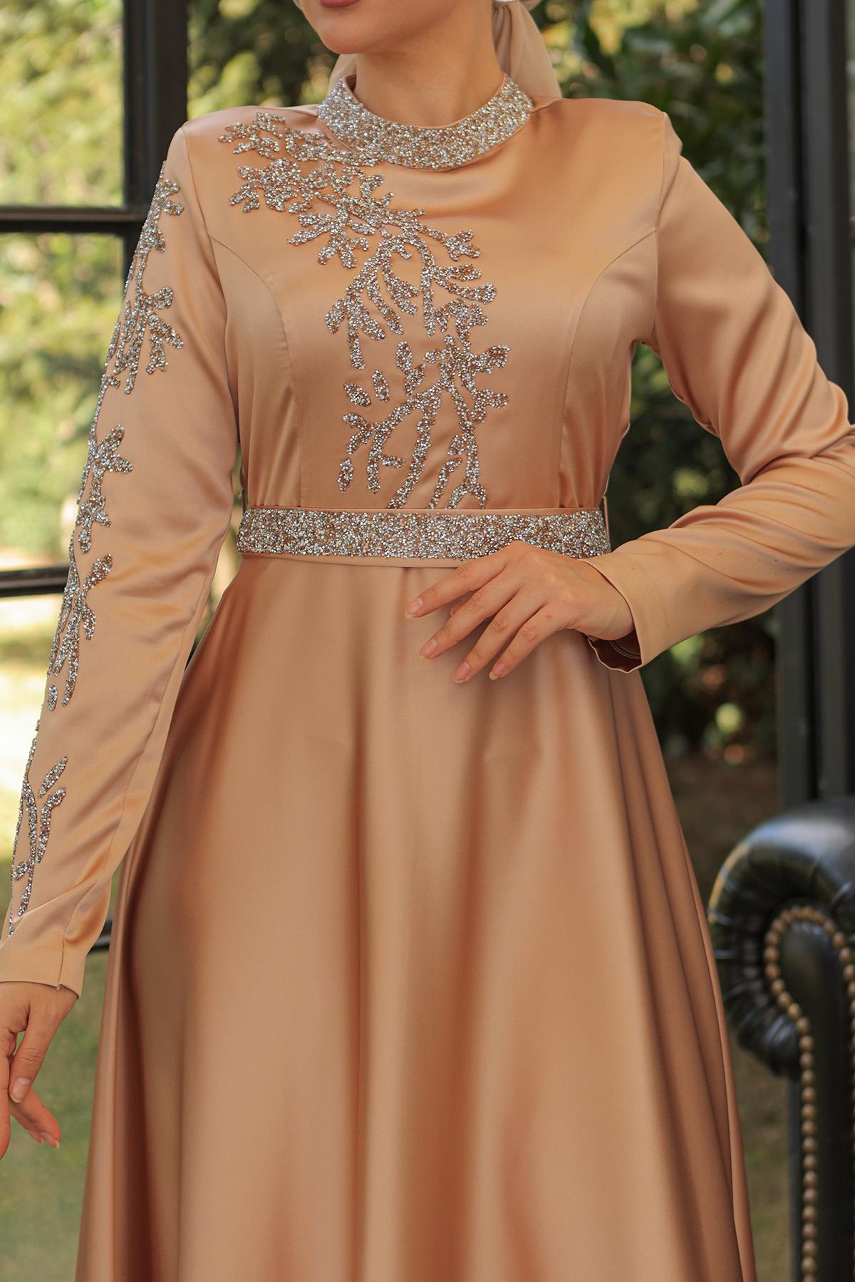 Tesettür Liya Meç Süslemeli Saten Abiye CamelHM2009