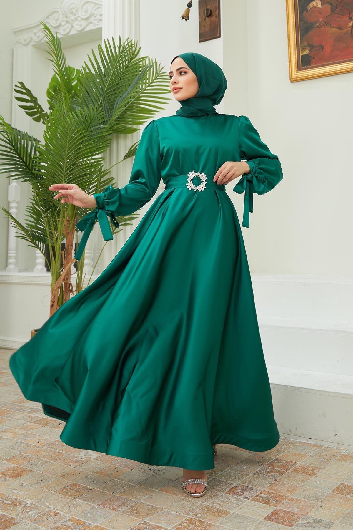 Hijab Cuff Laced Belt Stone Satin evening dress emerald greenHM4133-1