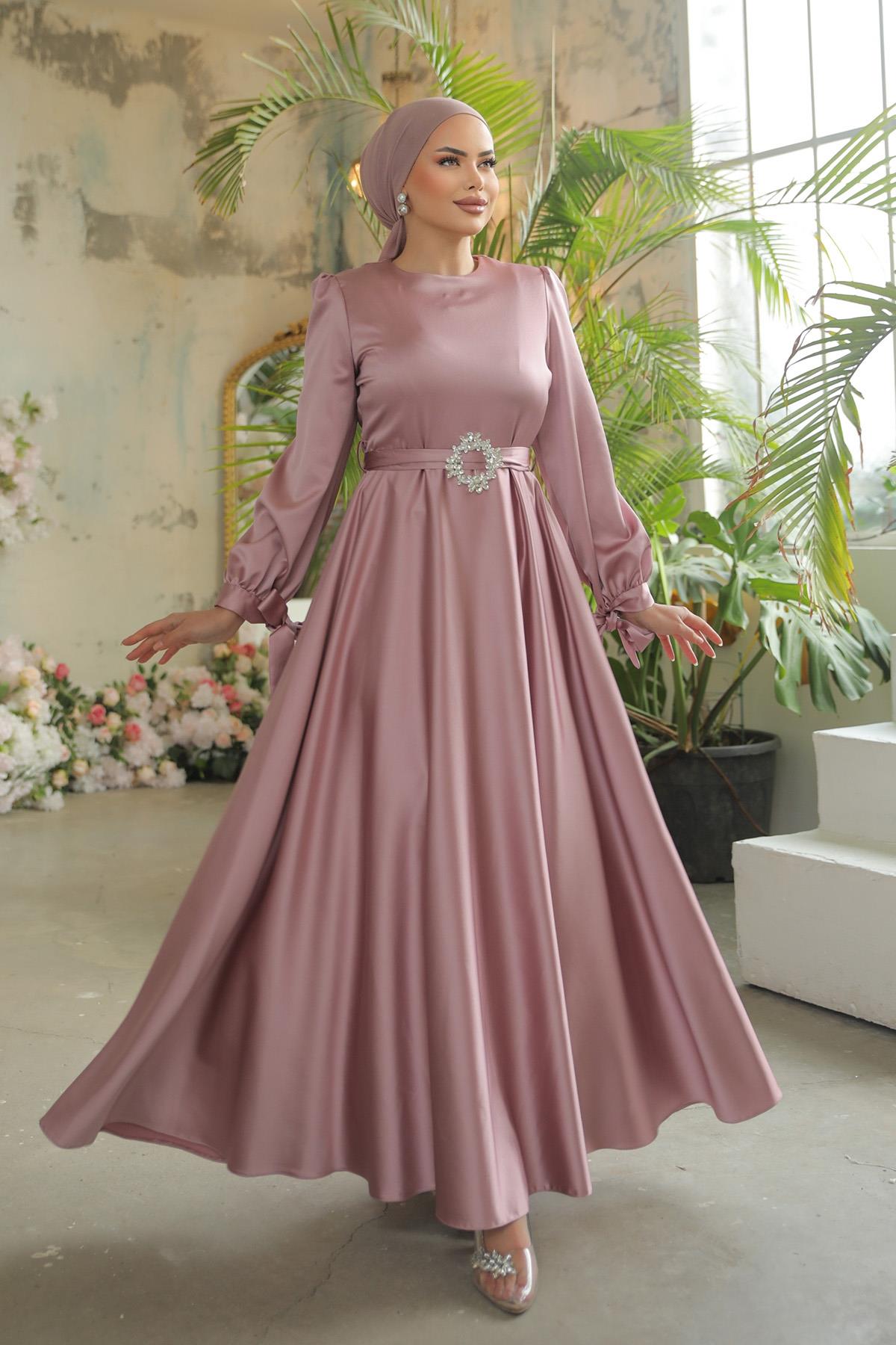 Tesettür Manşeti Bağcıklı Kemeri Taşlı Saten Abiye PudraHM4133-1