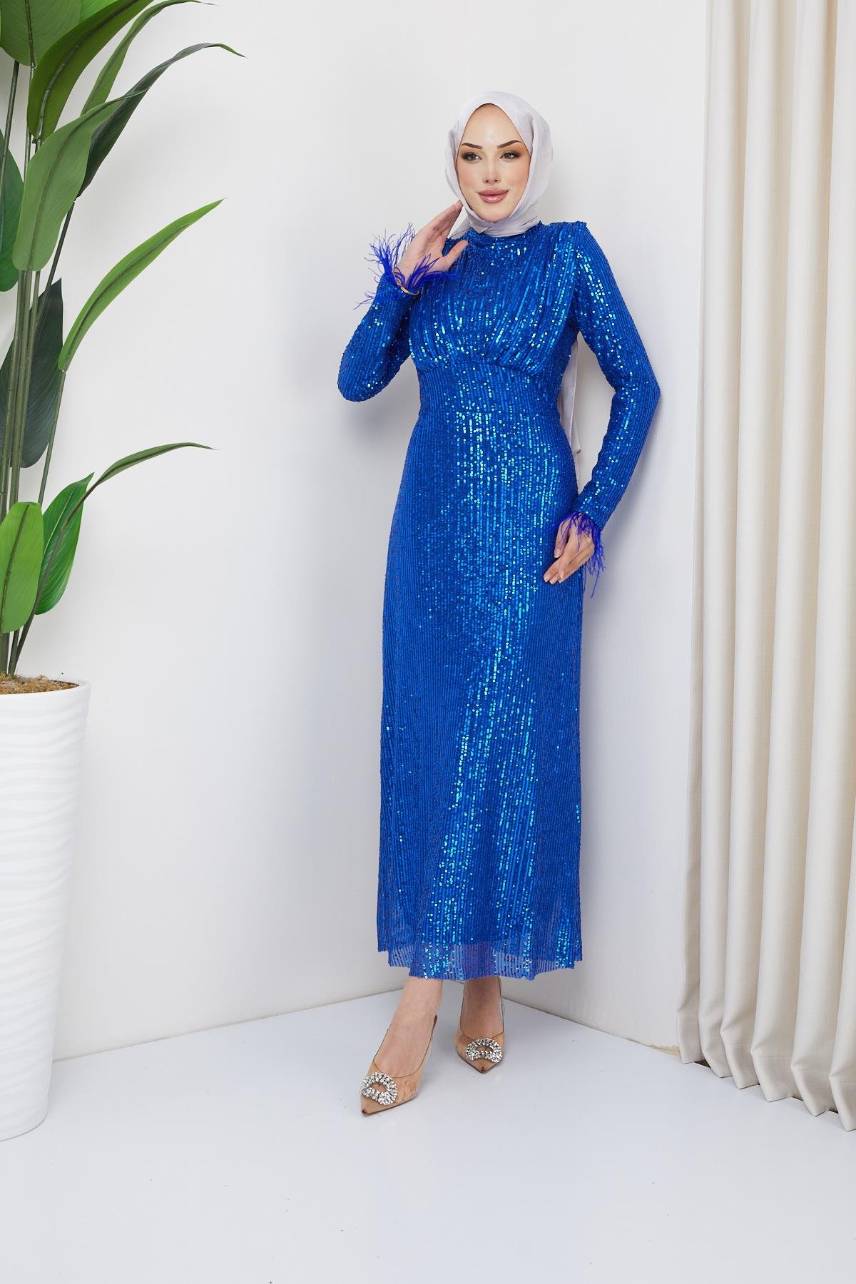 Tesettür Manşeti Tüy Detaylı, Payetli Abiye Saks MavisiHM5019