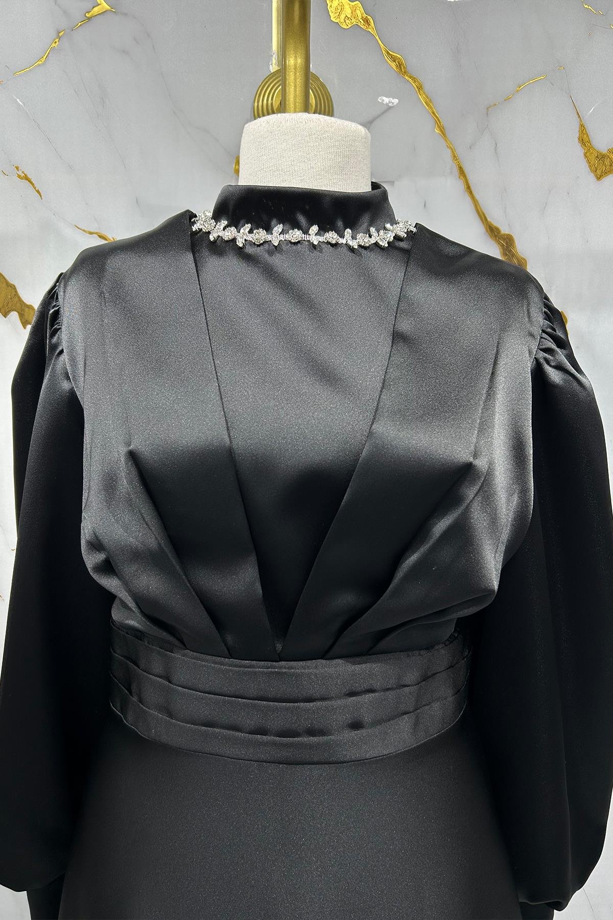 Tesettür Meri Büyük Beden Saten Abiye SiyahLP6183