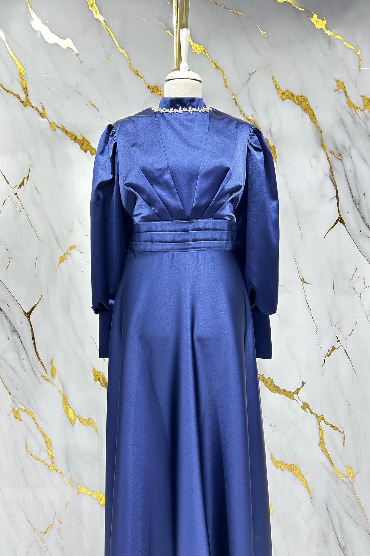 Tesettür Meri Büyük Beden Saten Abiye LacivertLP6183