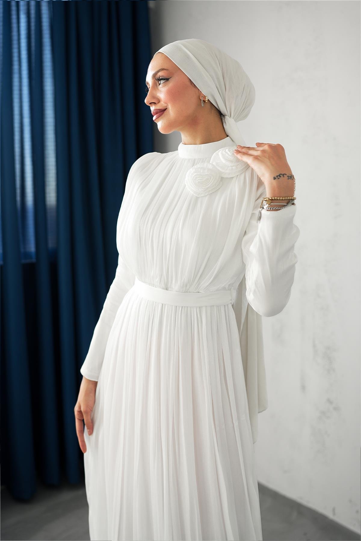 Tesettür Nevgül Işıltı Abiye BeyazLP6298