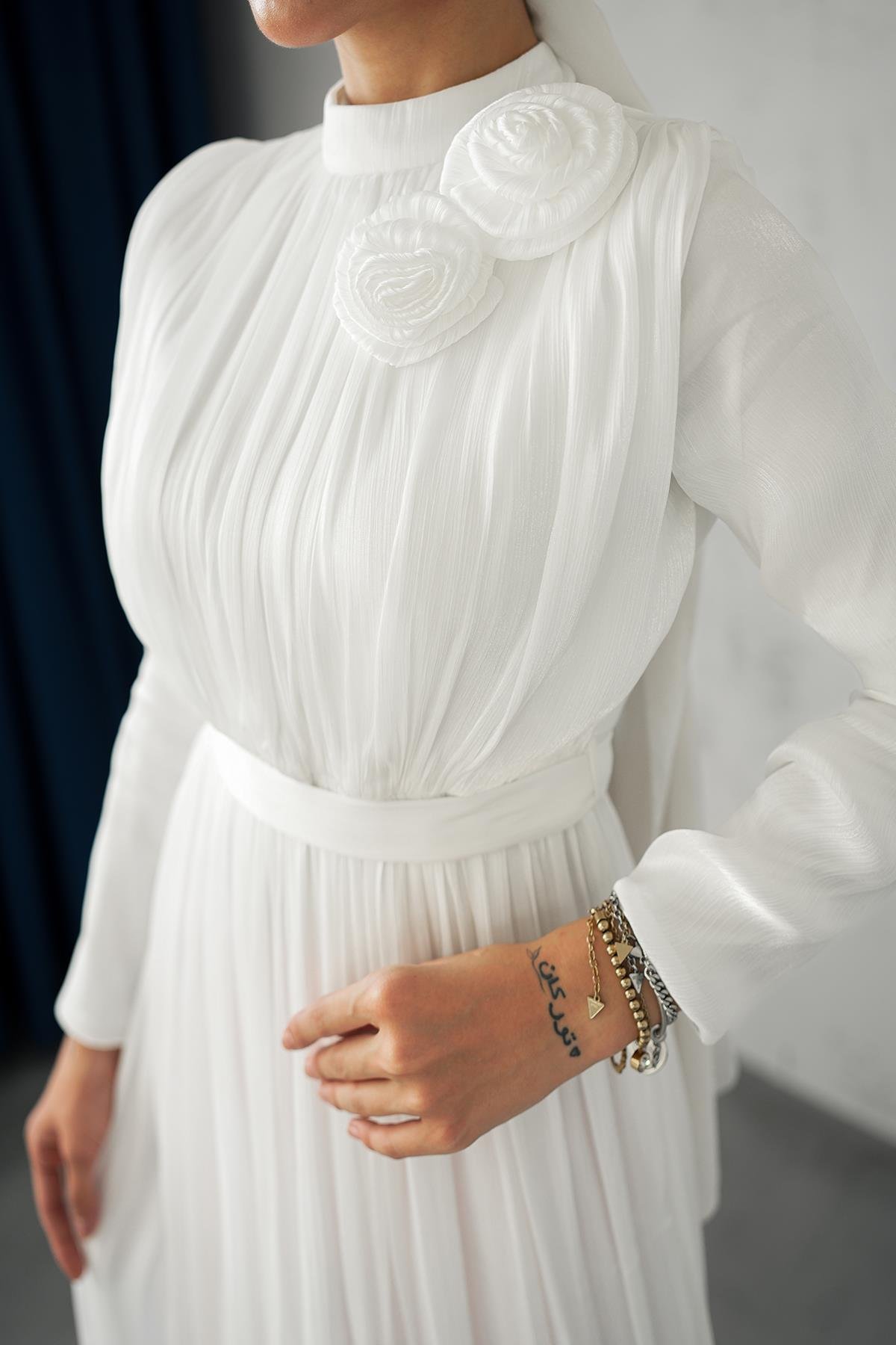 Tesettür Nevgül Işıltı Abiye BeyazLP6298